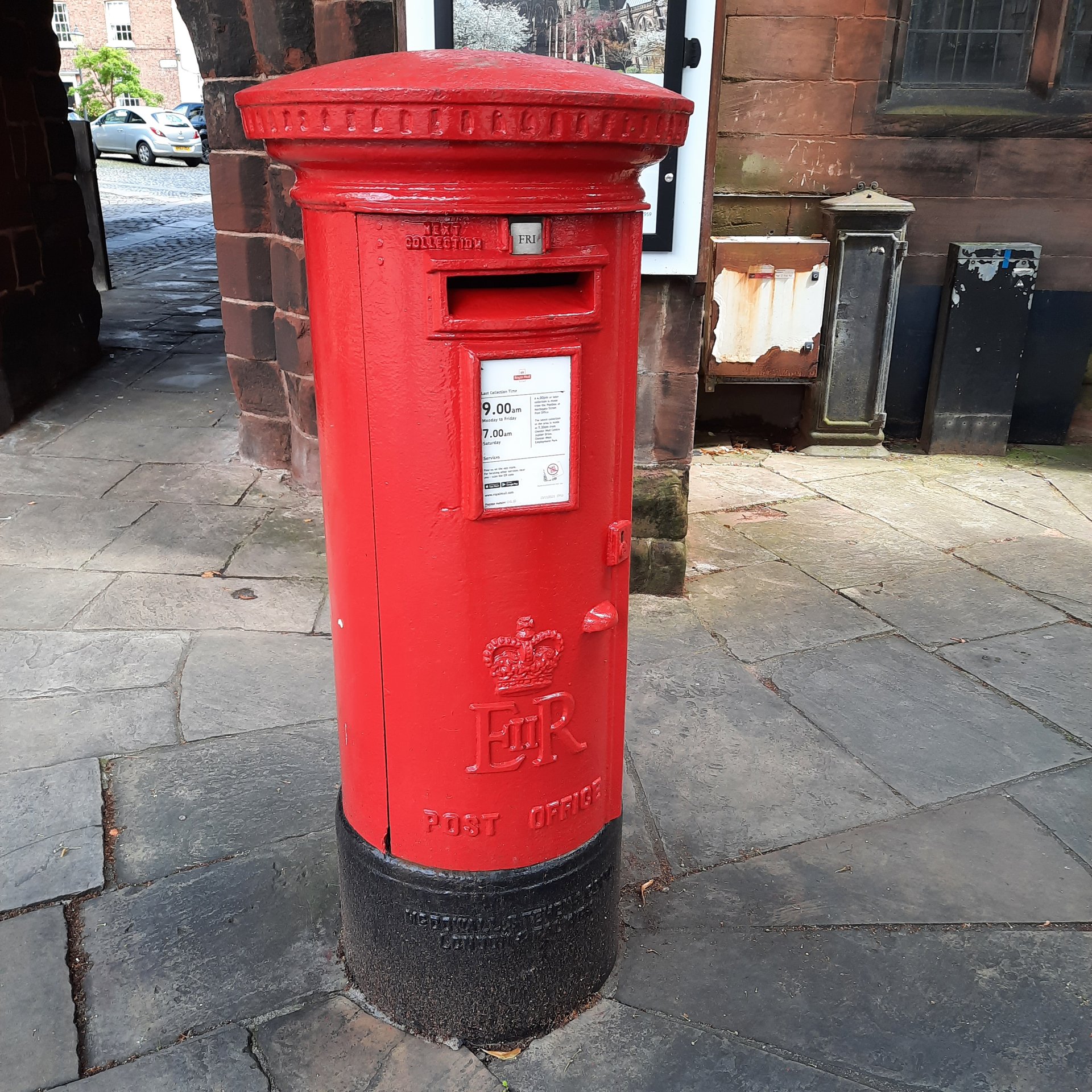 Abbey Square, Chester, Queen Elizabeth II