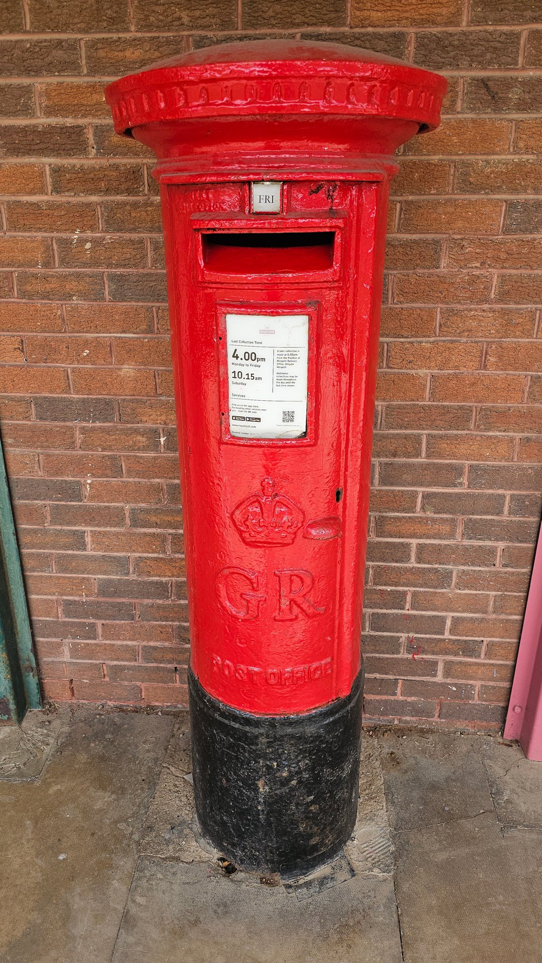 Postbox: Hadston Road, Hadston, Hadston, Northumberland