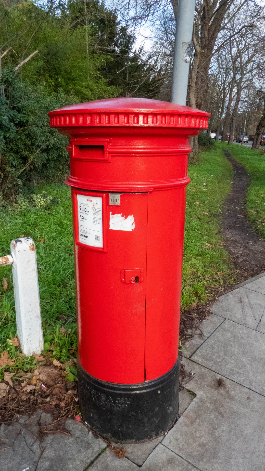 Hanger Lane, Greater London photo 2