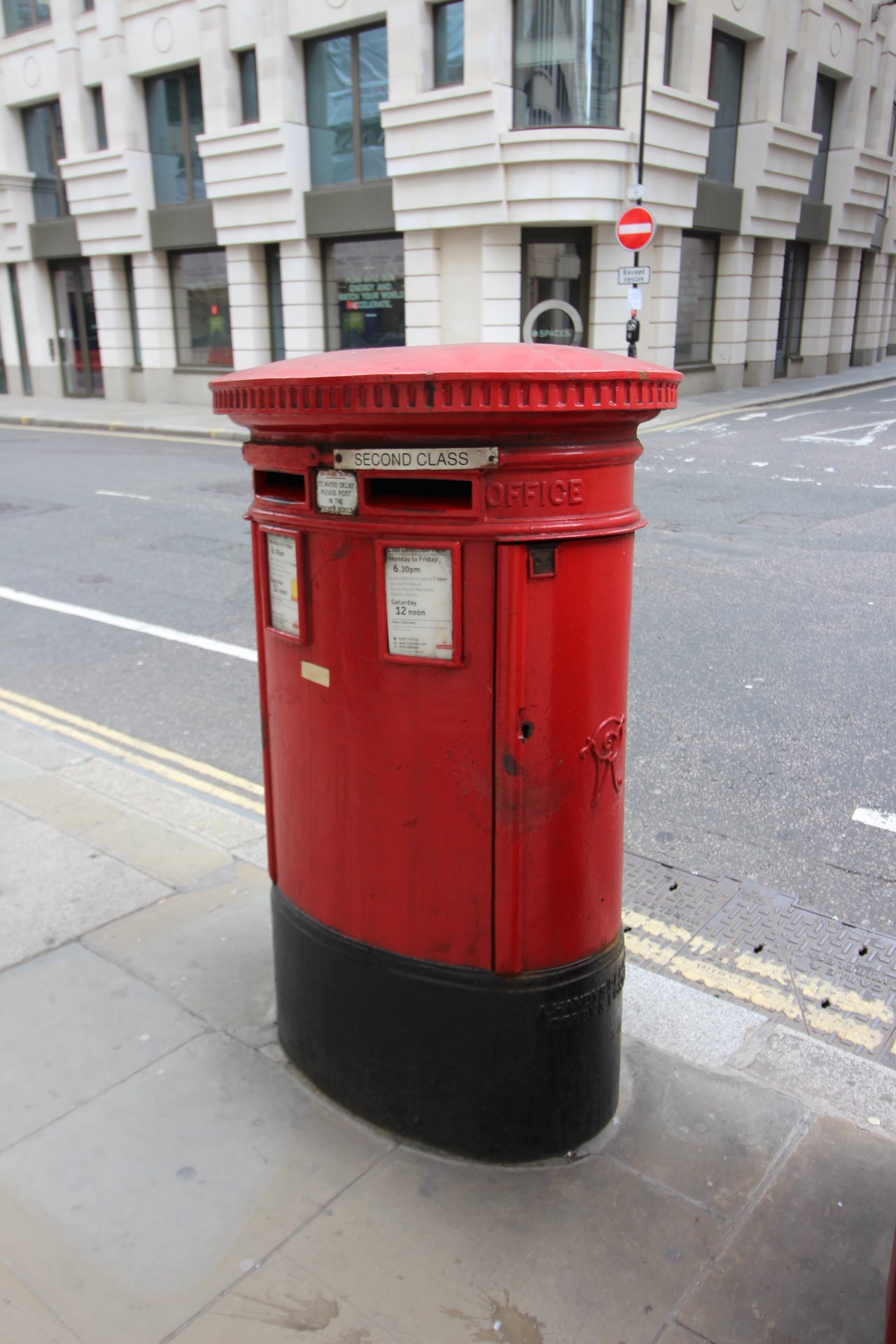 Moorgate, City of London photo 2