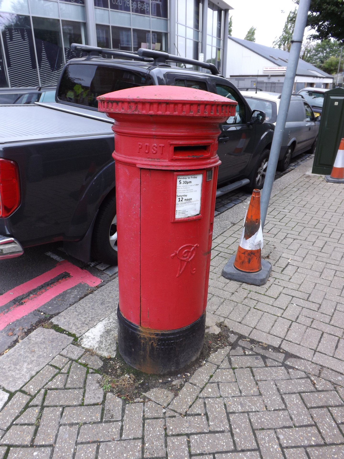 Woodlands Way, Tooting photo 2