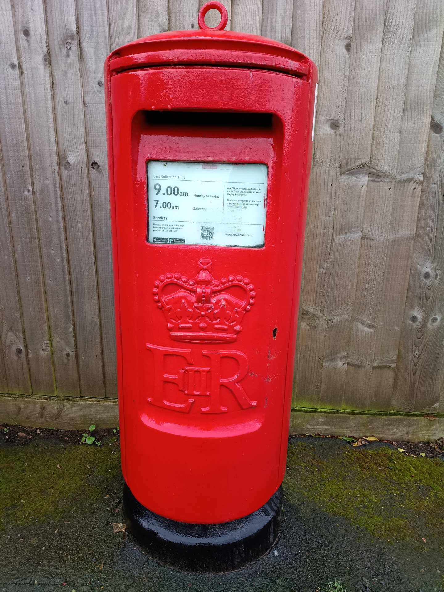 Hall Lane, Hagley, Queen Elizabeth II