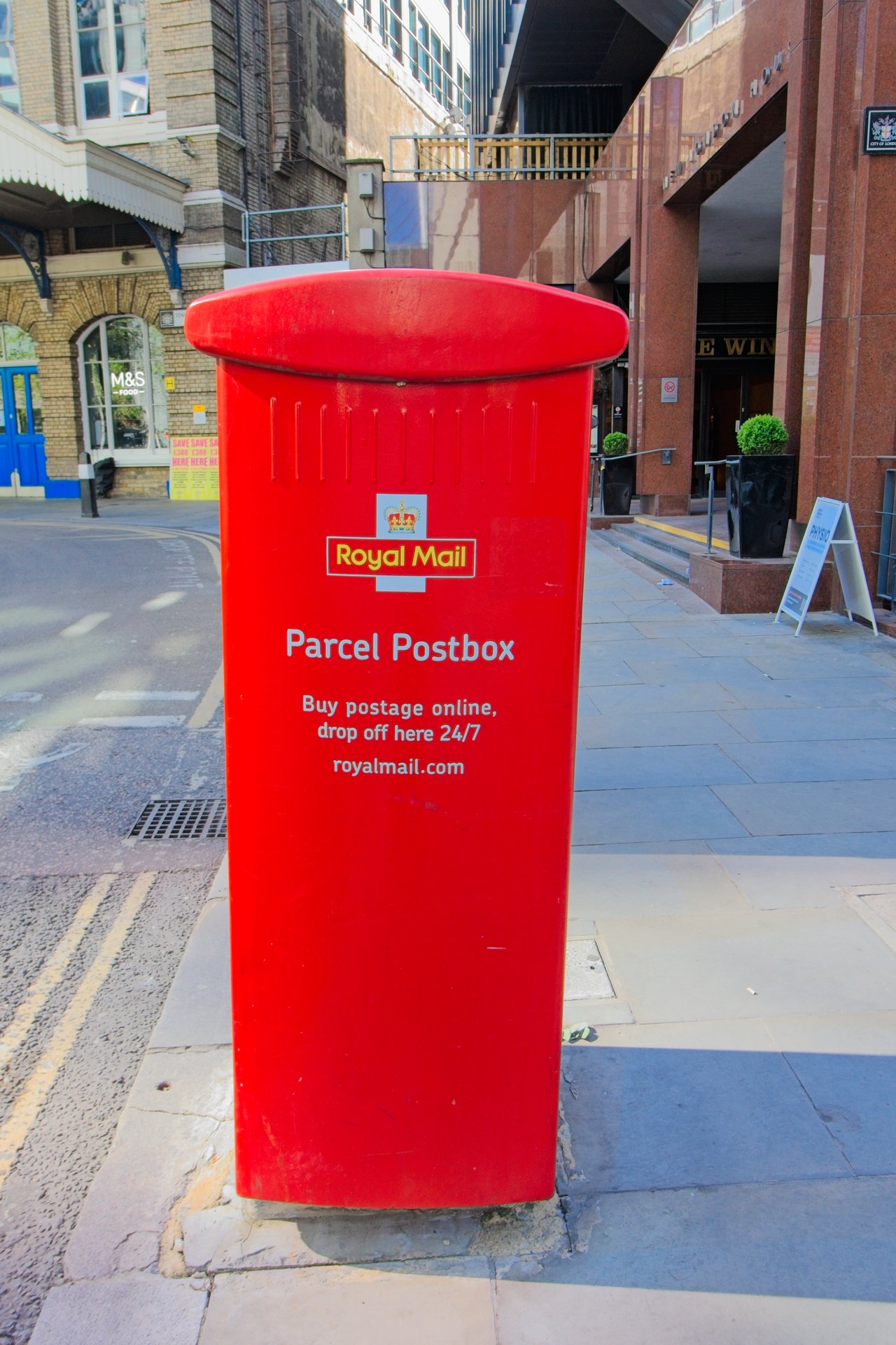 Fenchurch Place, City of London photo 3