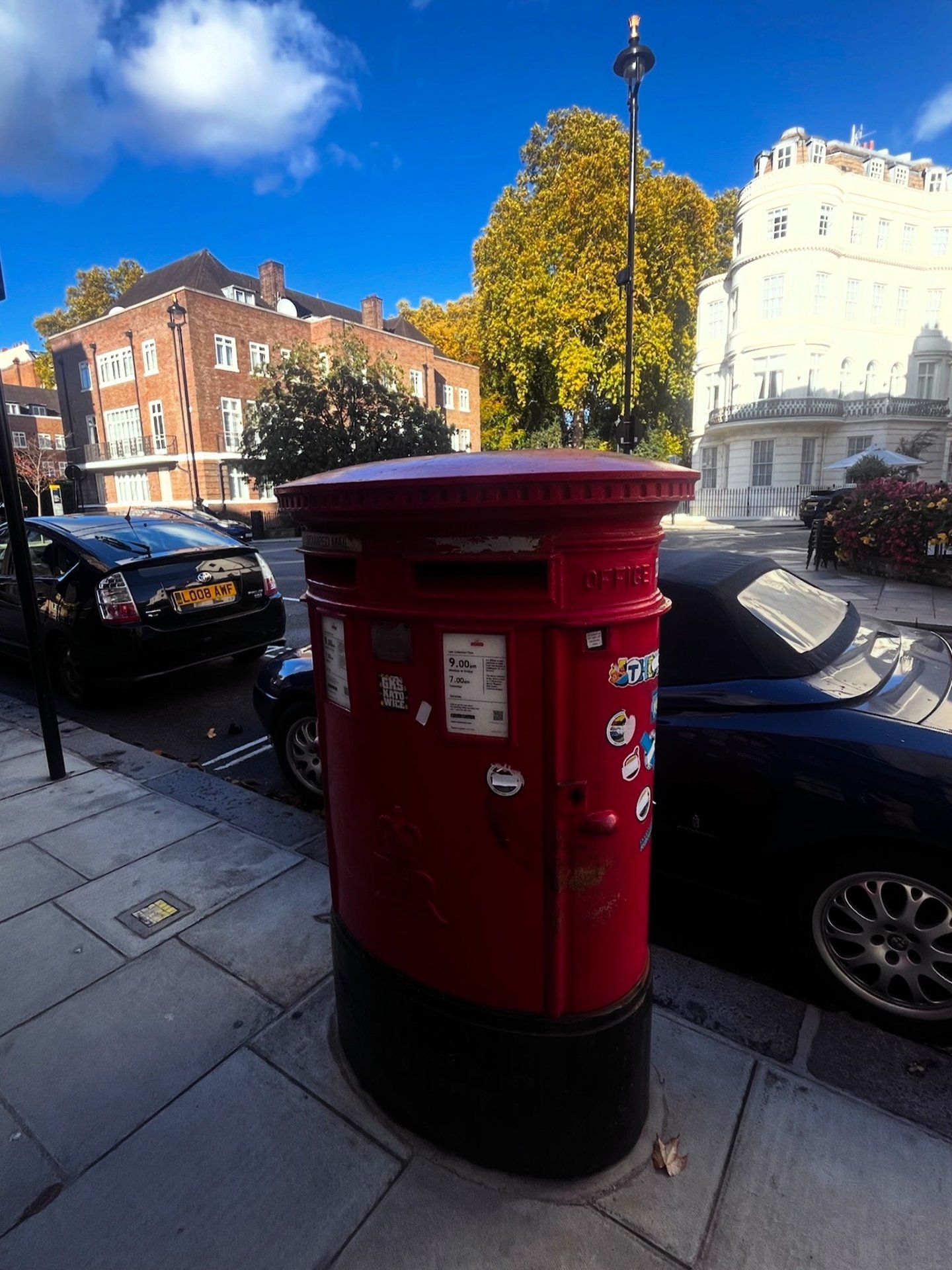 Sussex Place, City of Westminster, Queen Elizabeth II