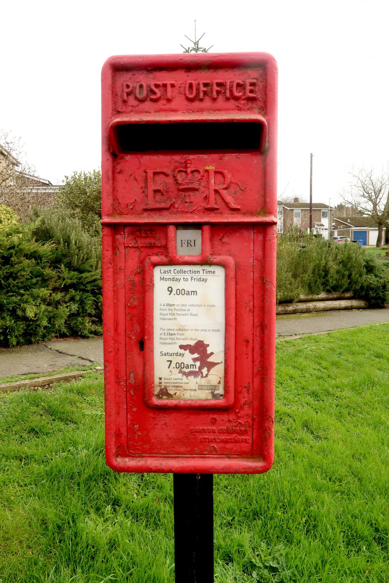 Uplands Way, Halesworth, Queen Elizabeth II