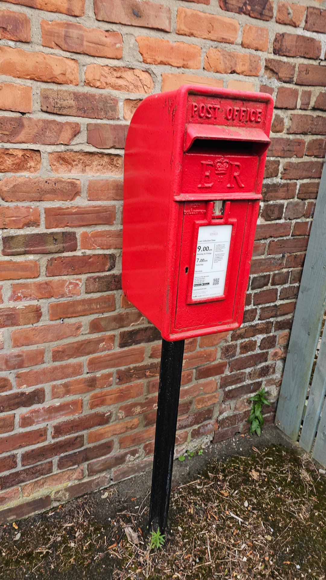 Church Road, Stannington photo 2