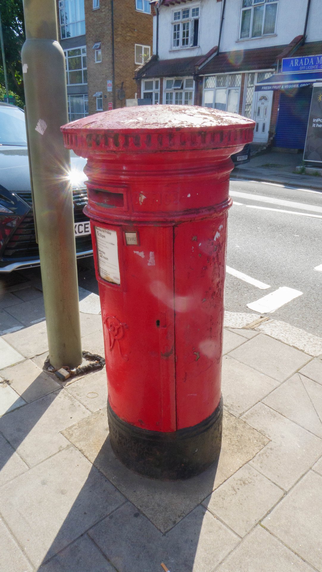 Colindale Avenue, Edgware photo 3