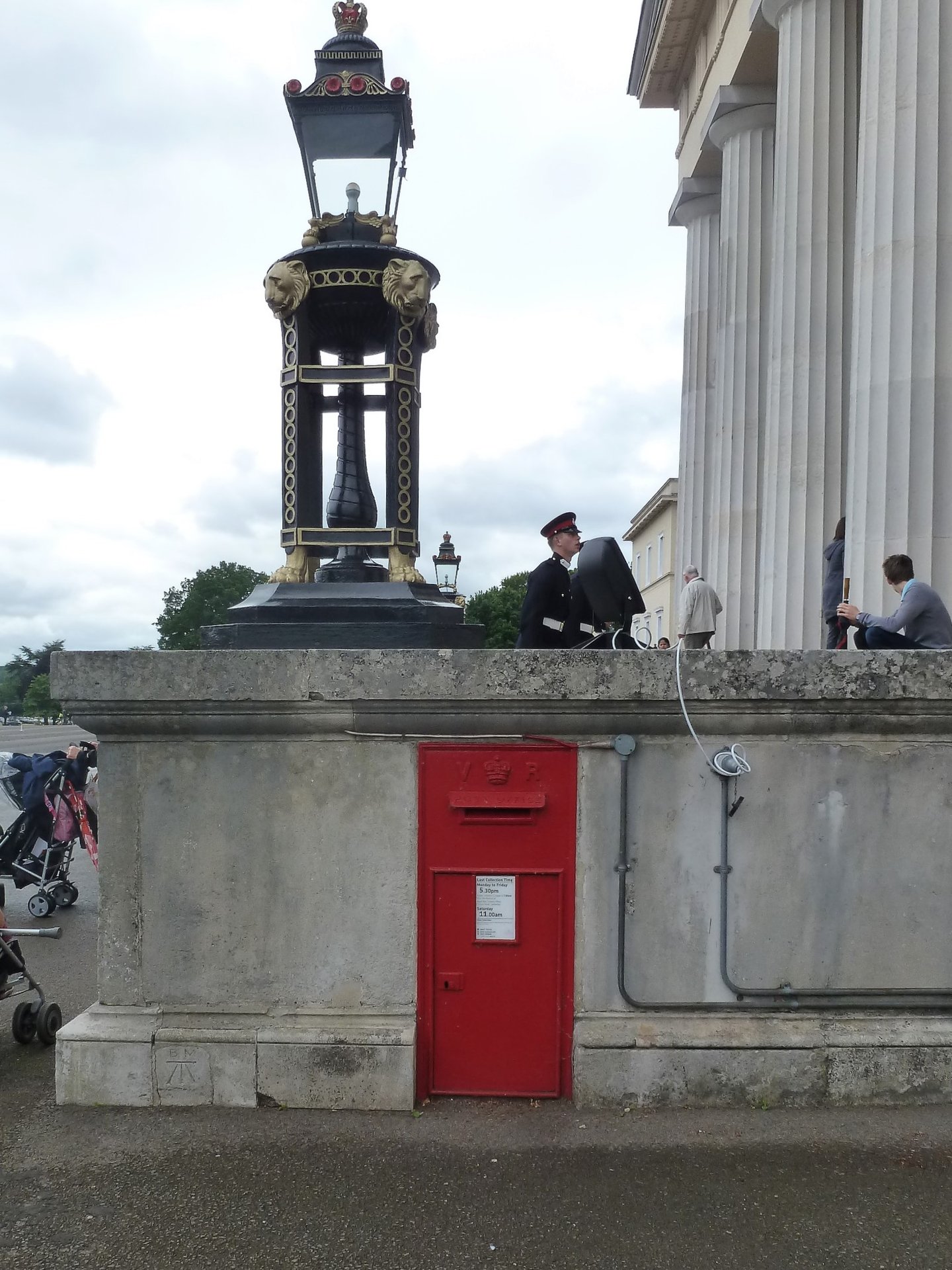 Kings Walk, Sandhurst photo 2