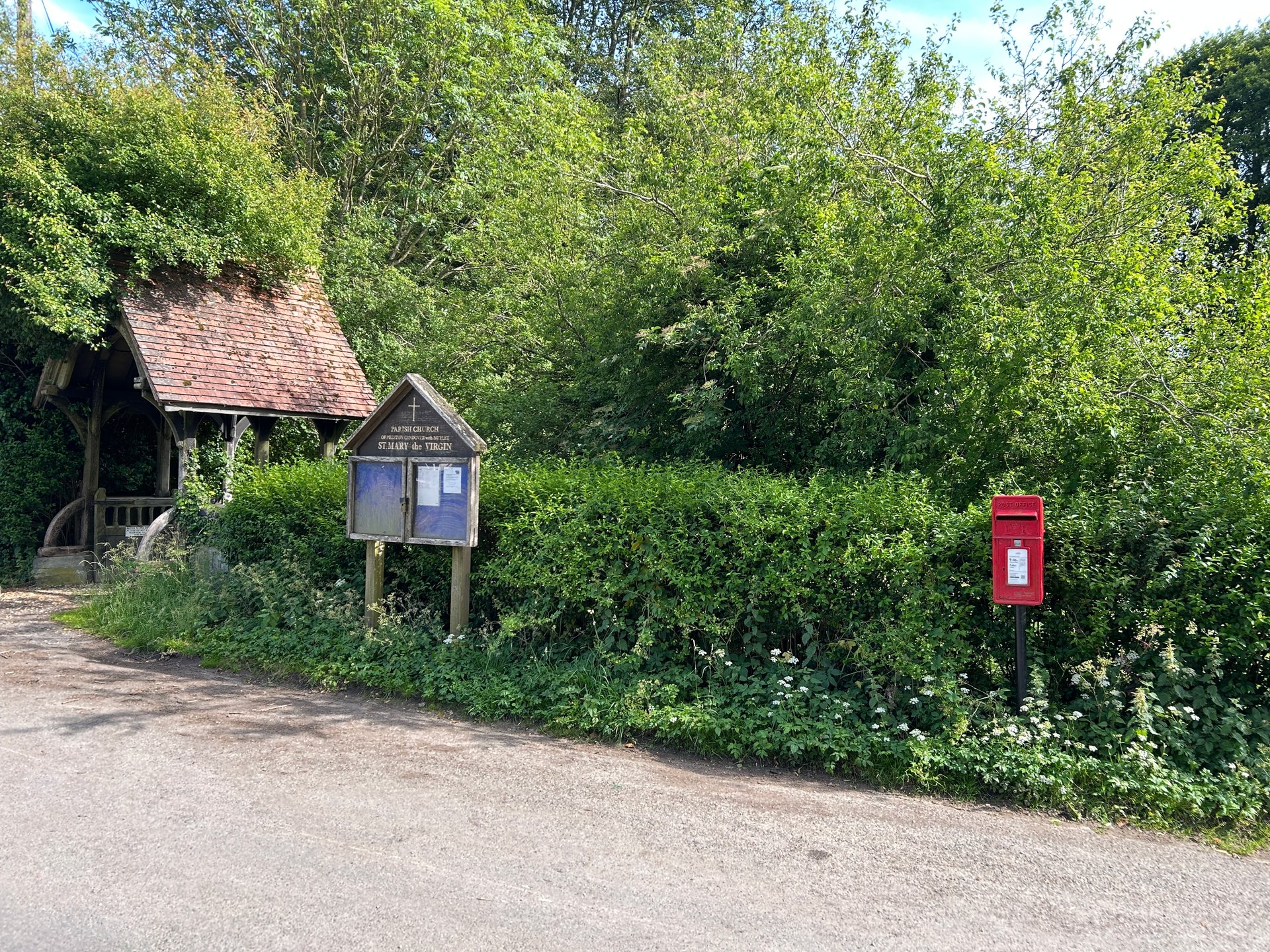 Alresford Road, Preston Candover photo 2