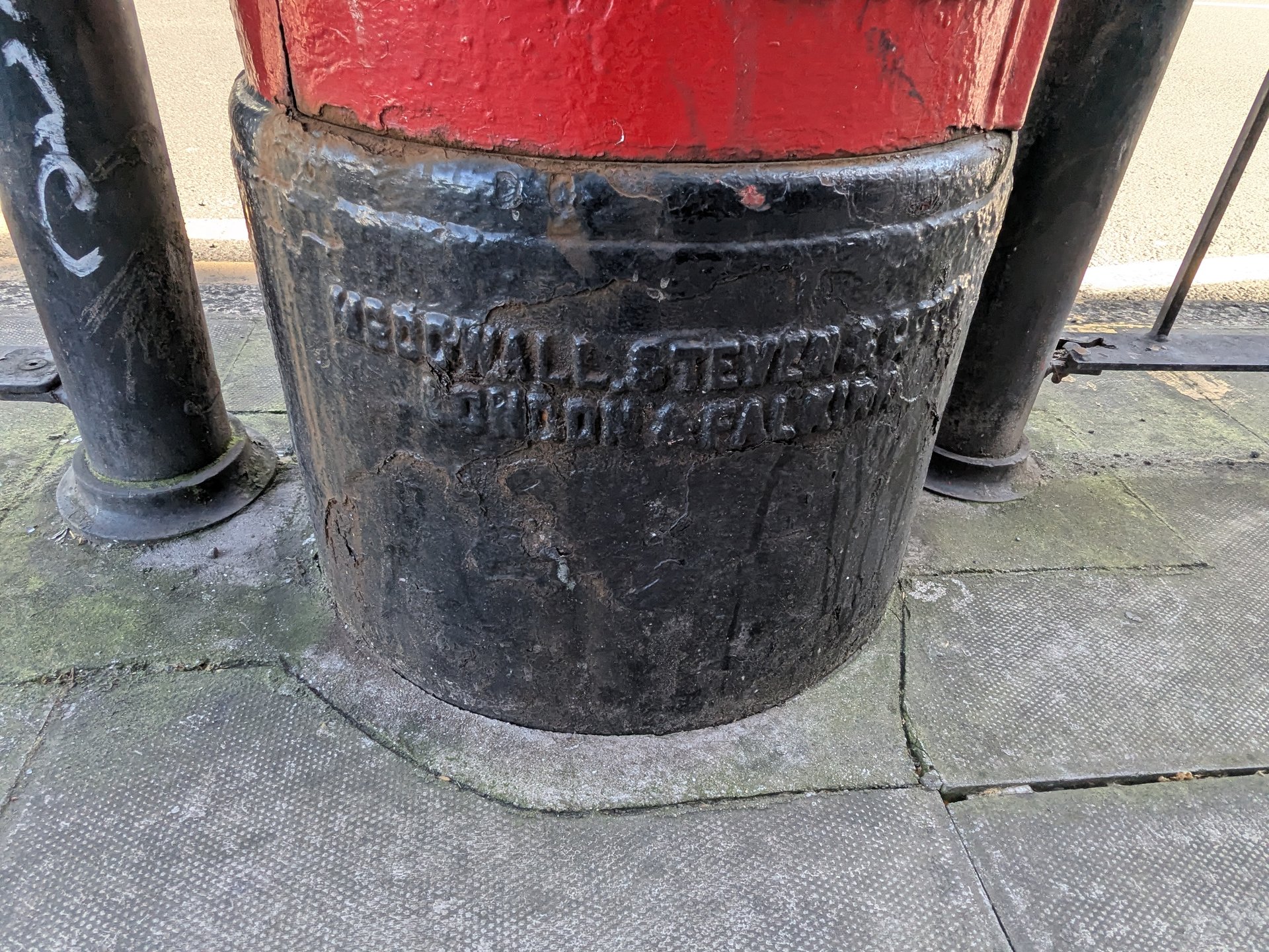 Nant Street, Greater London photo 3