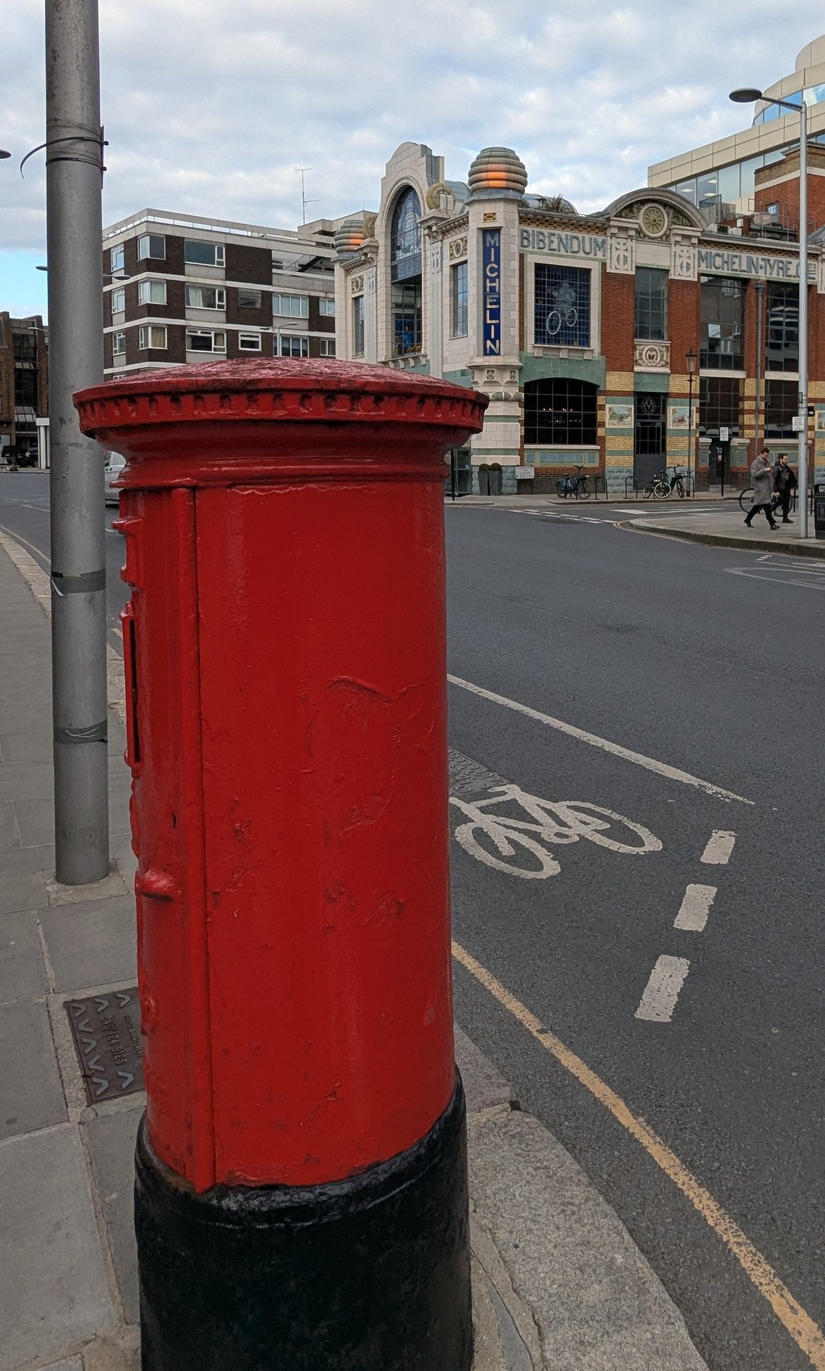 Pelham Crescent photo 3