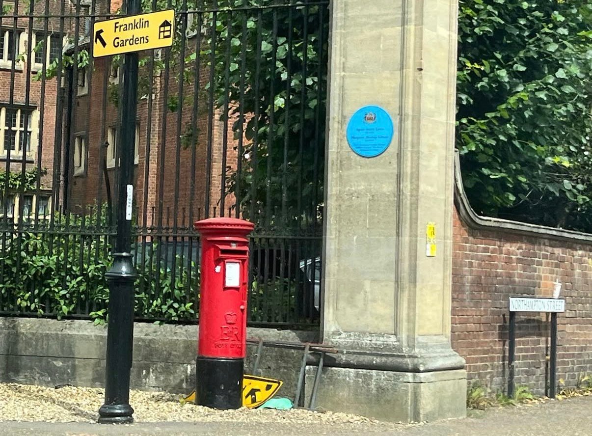 Northampton Street, Cambridge, Queen Elizabeth II