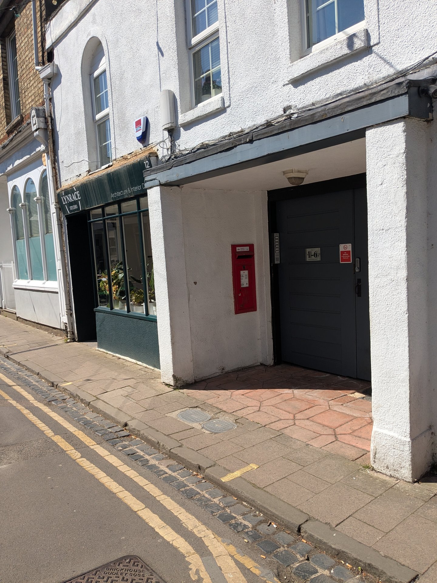 North Parade Avenue photo 2