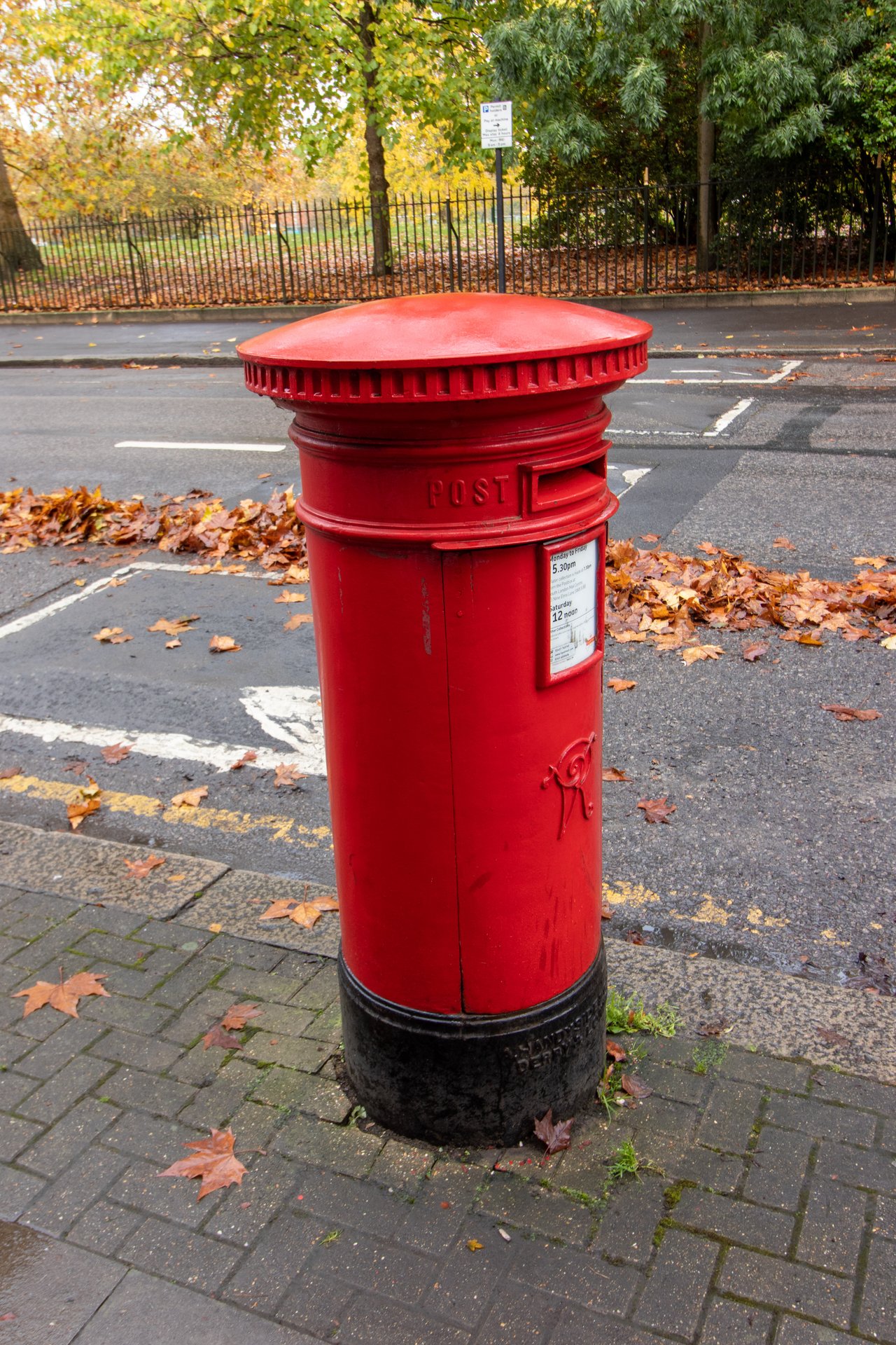 Prince of Wales Drive, Greater London photo 3