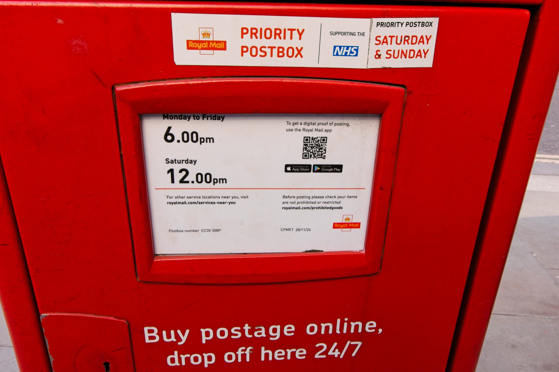 Leadenhall Street, City of London photo 3