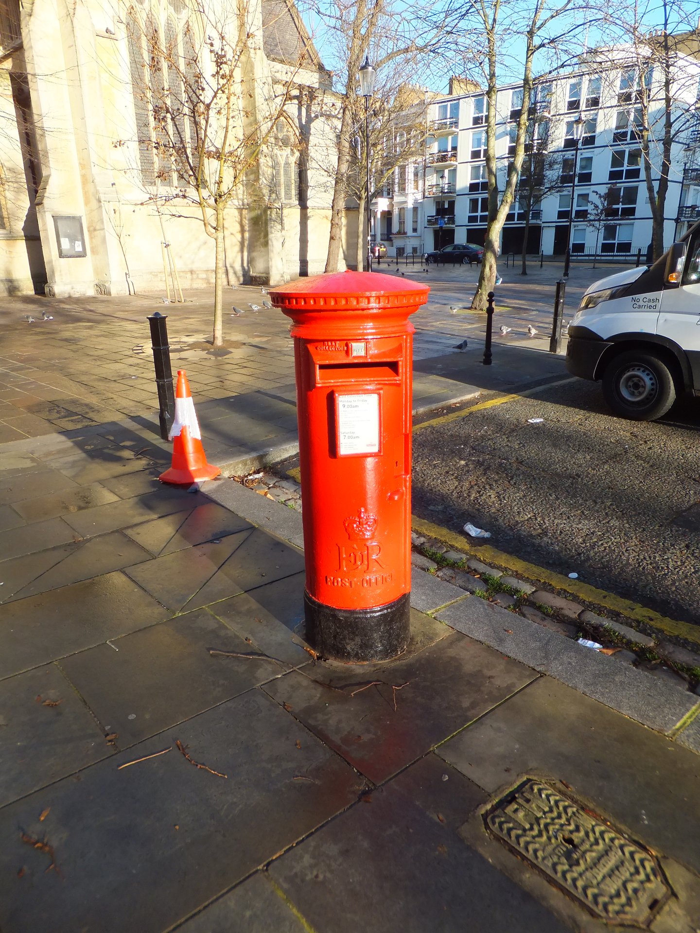 Colville Gardens, Greater London photo 2