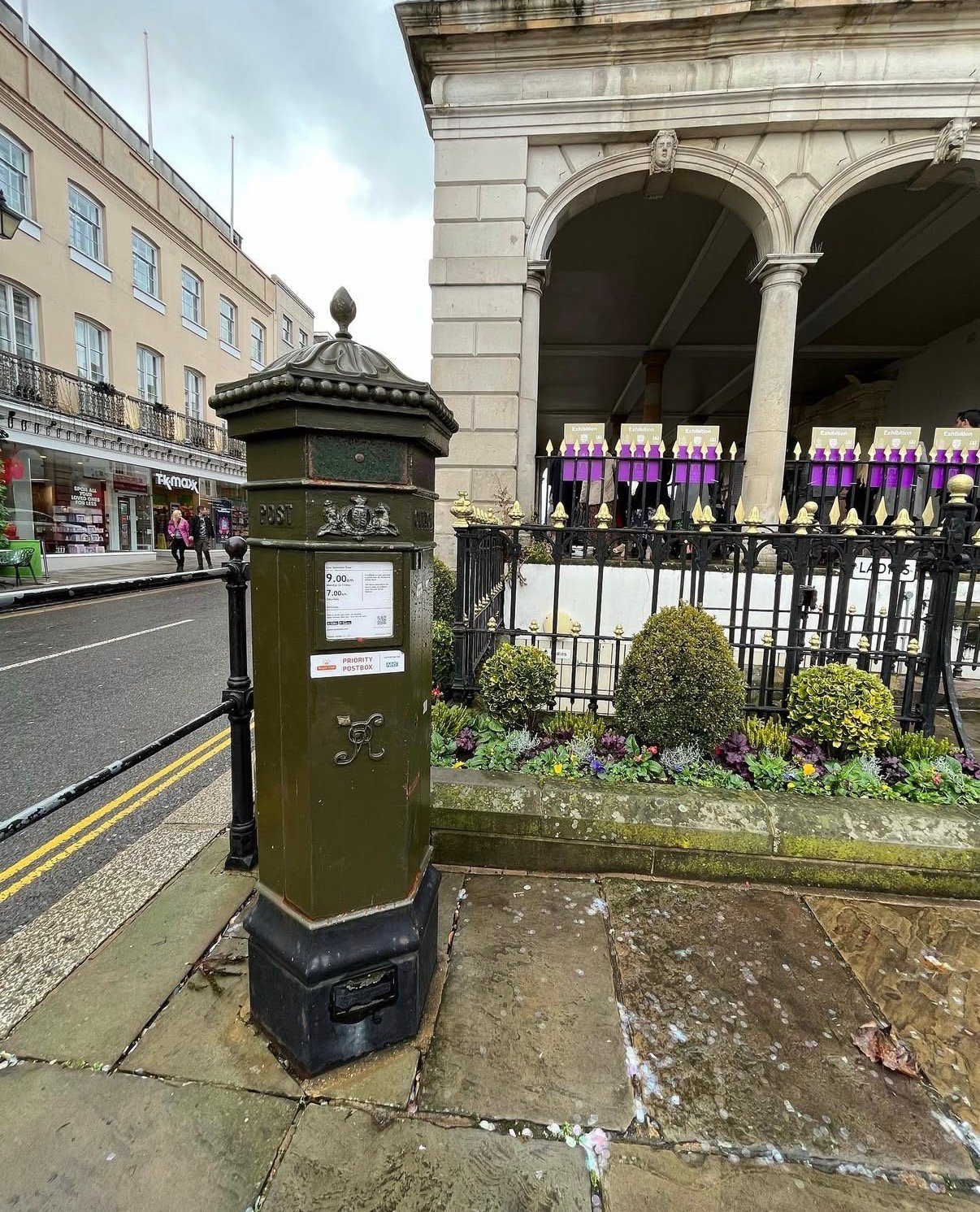 High Street, Clewer Village photo 2