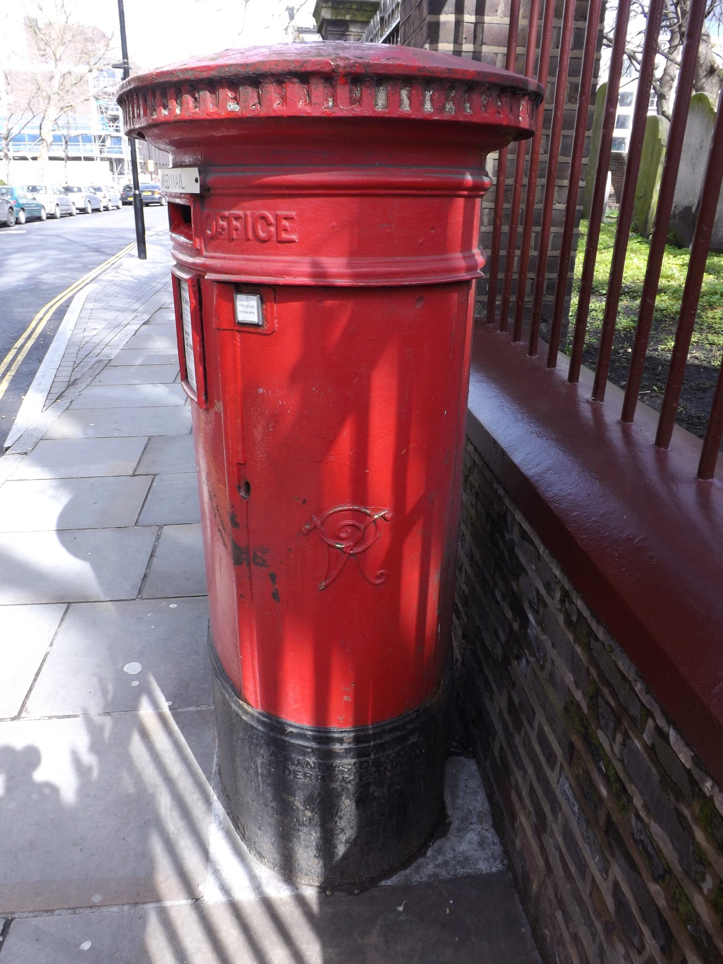 Bunhill Row, Greater London photo 3