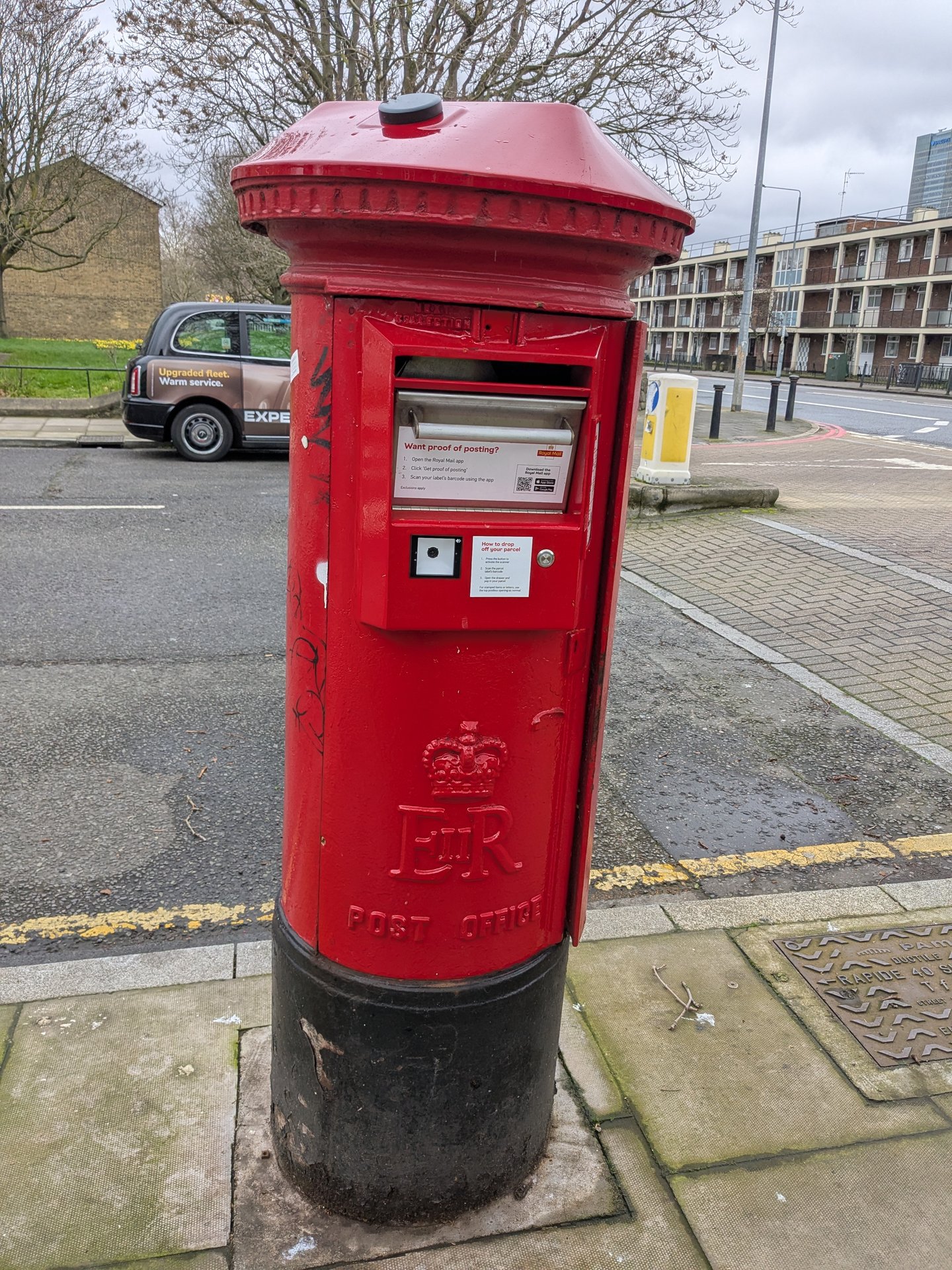 Saracen Street, Greater London photo 2