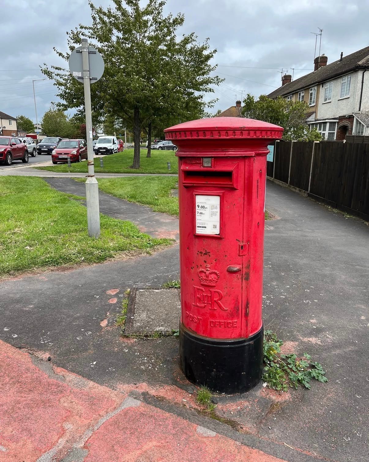 Haydon Road, Aylesbury, Queen Elizabeth II