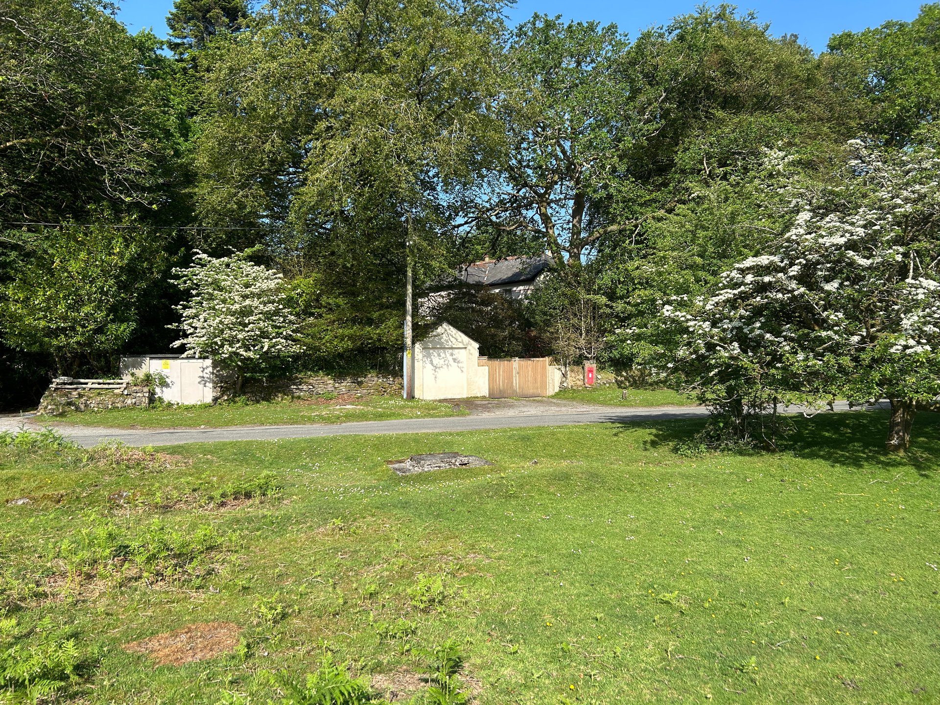 Axtown Lane, Crapstone photo 2