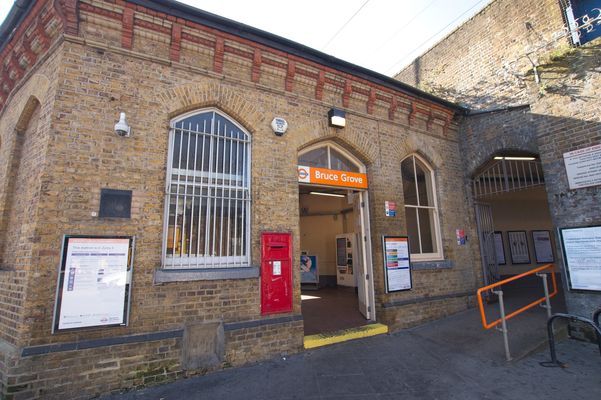 Bruce Grove, Greater London photo 3