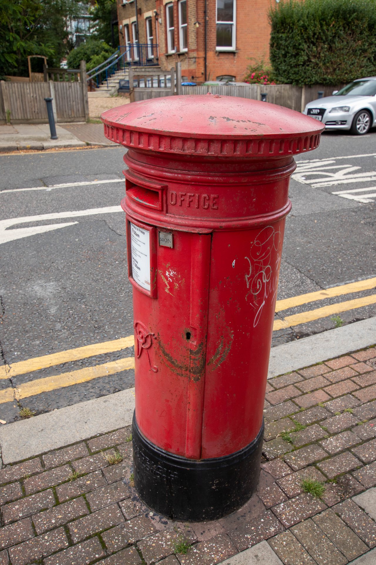 Salusbury Road, Greater London photo 4