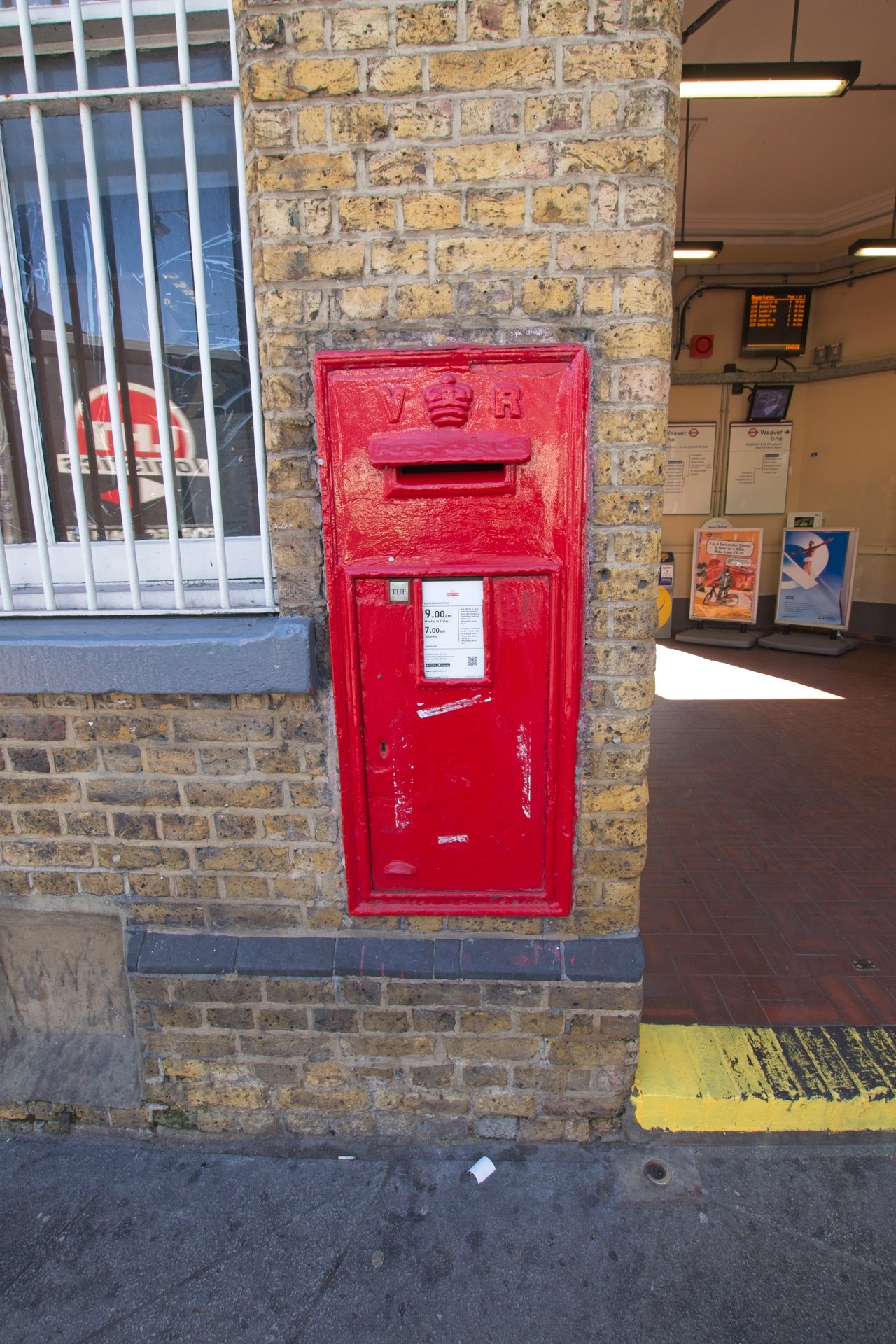 Bruce Grove, Greater London, Queen Victoria