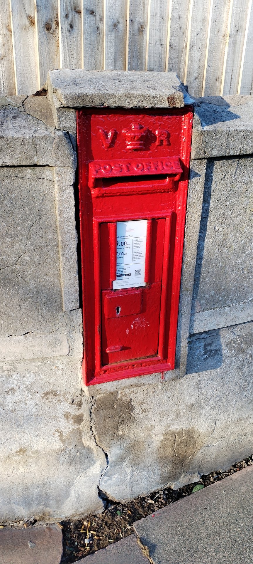 Thurlow road, Queen Victoria