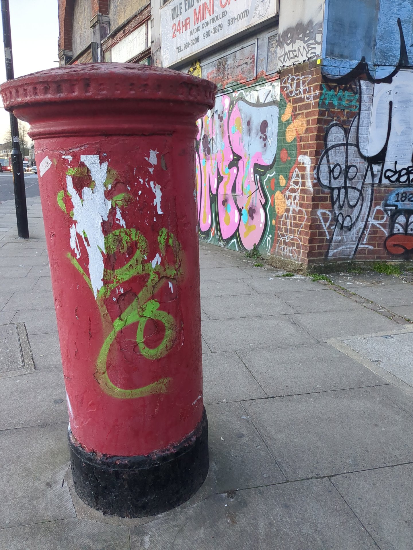 Burdett Road, Poplar photo 2