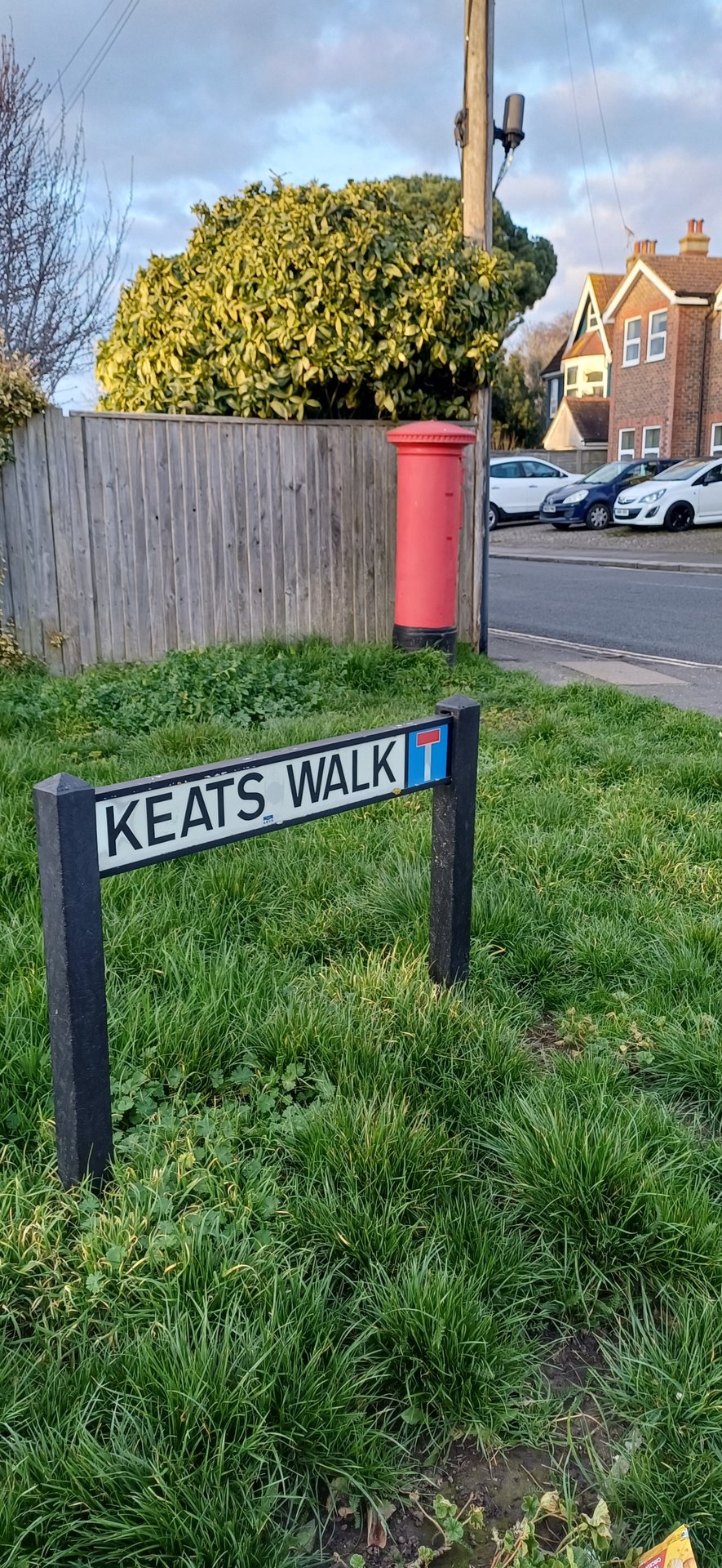 Keats Walk, Bognor Regis photo 2