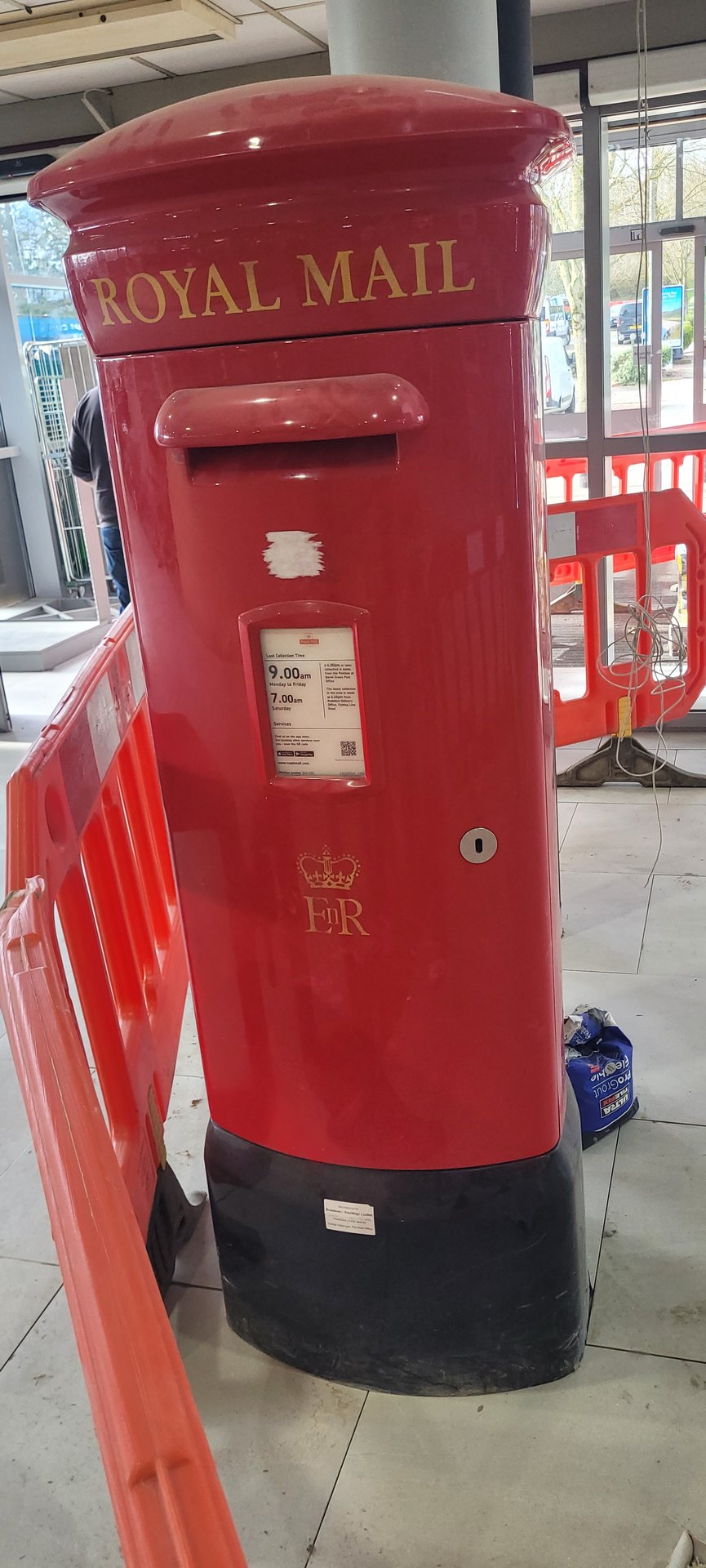 Redditch Road, Alvechurch CP, Queen Elizabeth II