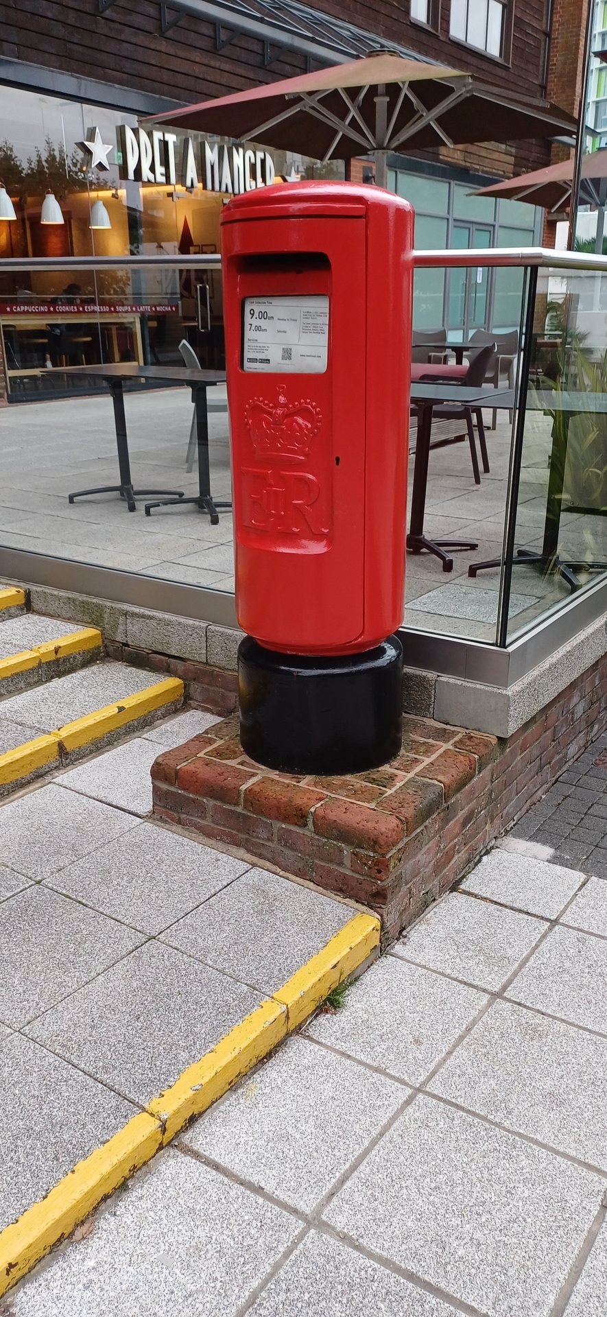 Central Square, Portsea photo 2