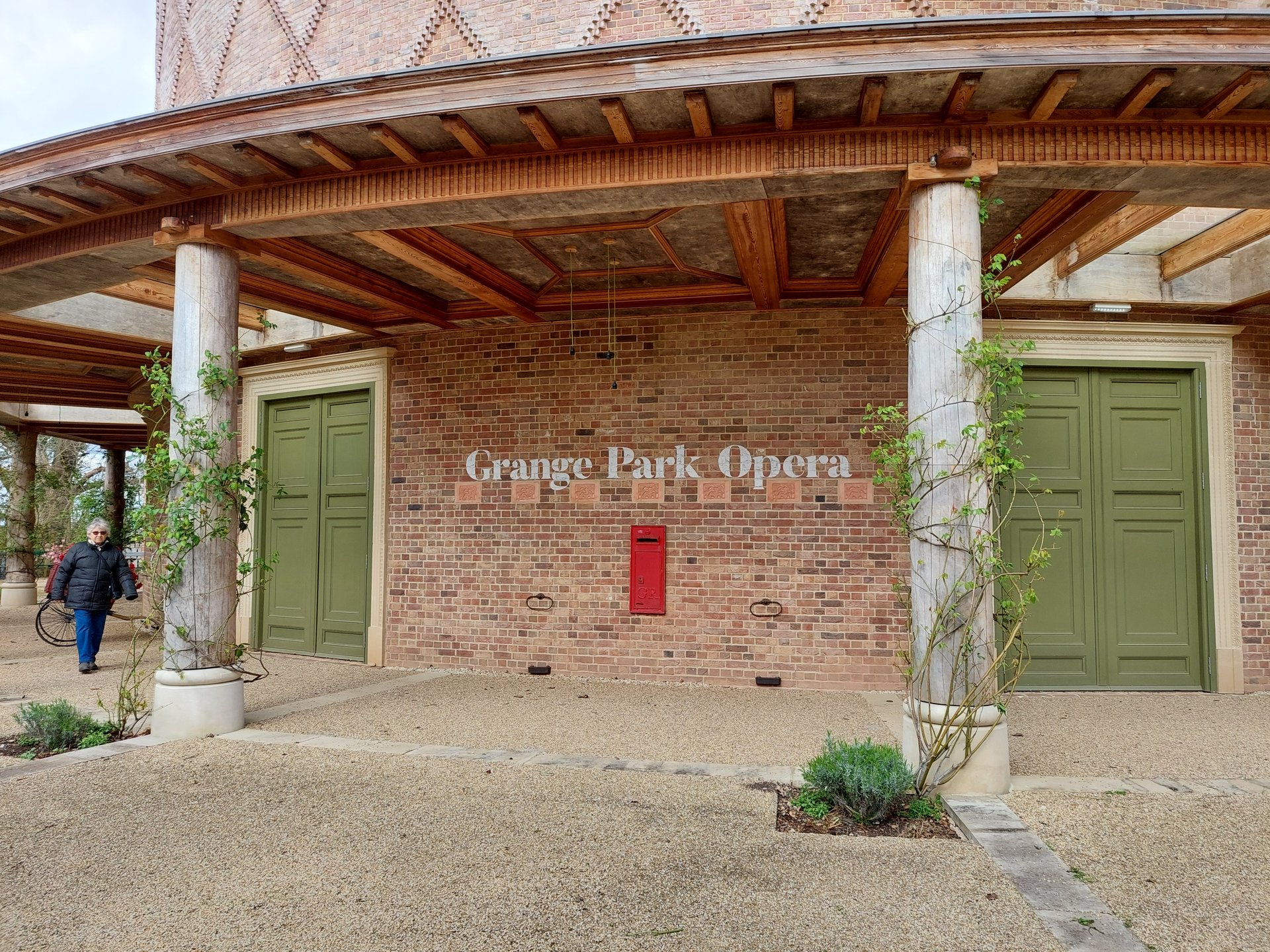 FP 96, Grange Park Opera, West Horsley Place photo 3