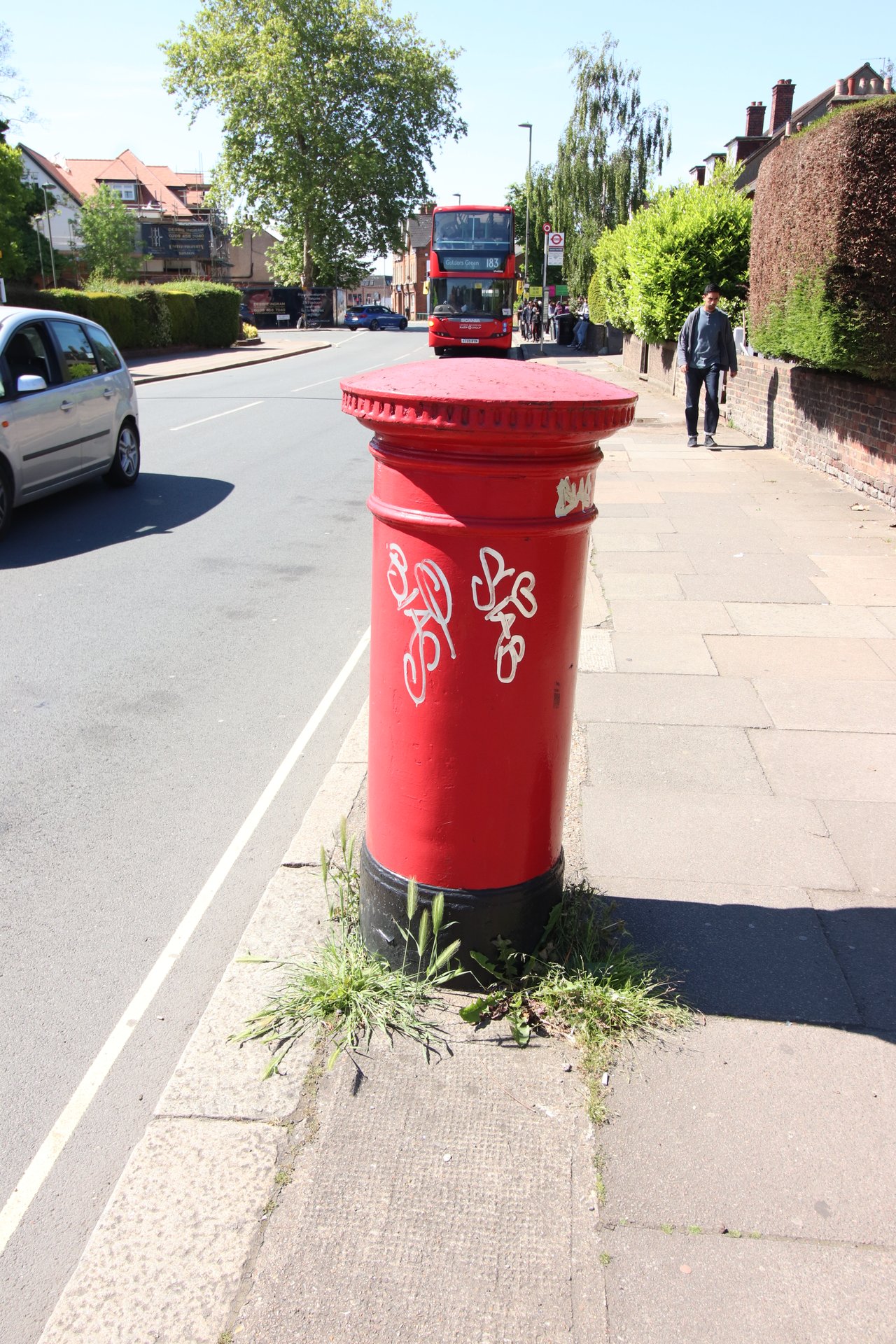 The Burroughs, Edgware photo 3