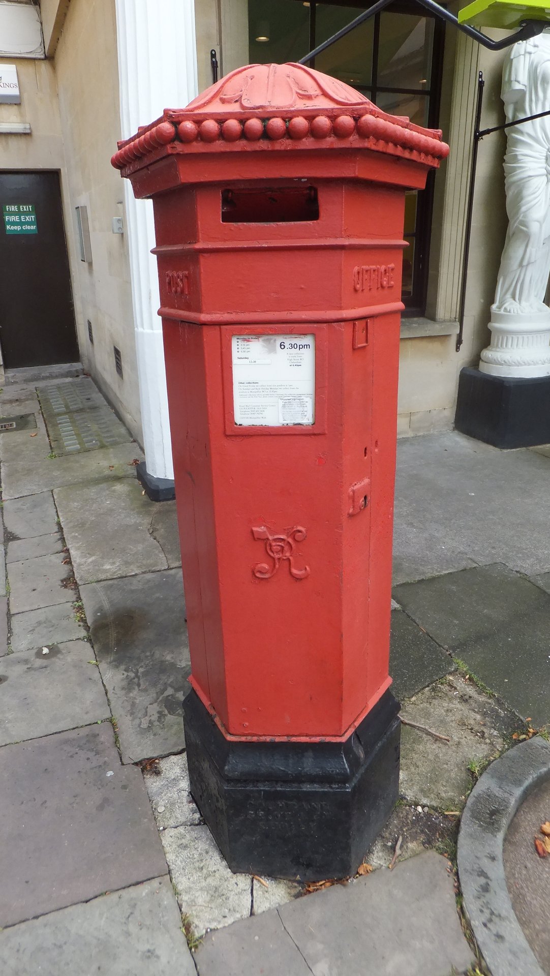 Montpellier Walk, Cheltenham photo 3