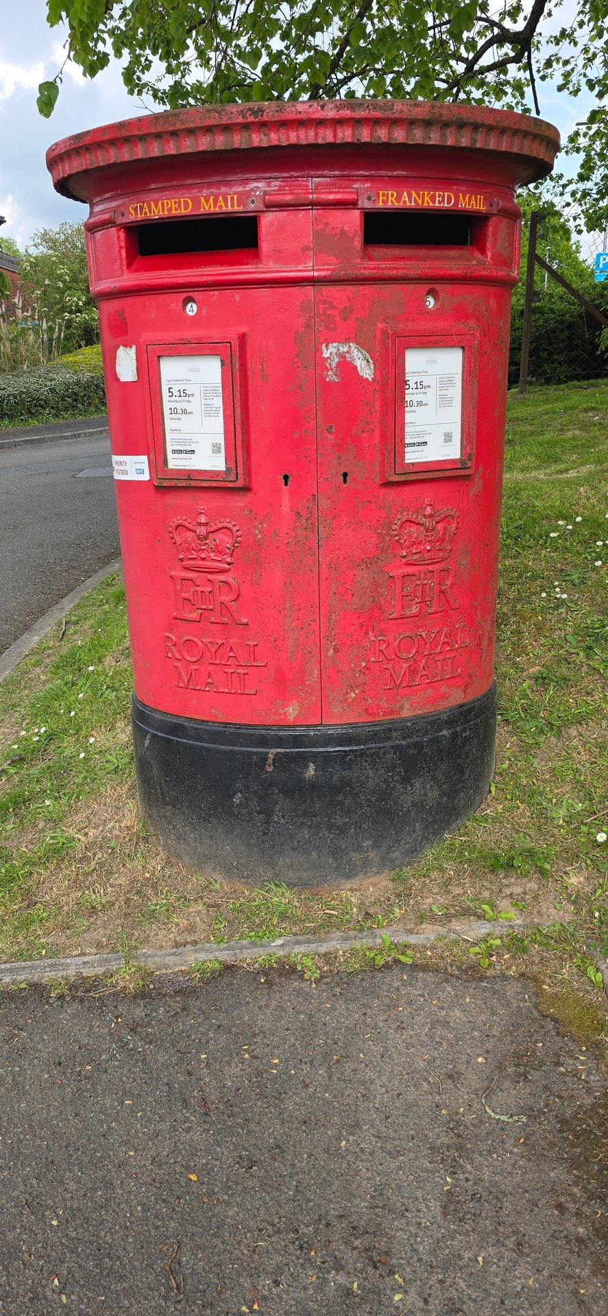 Heathpark Way, Honiton, Queen Elizabeth II