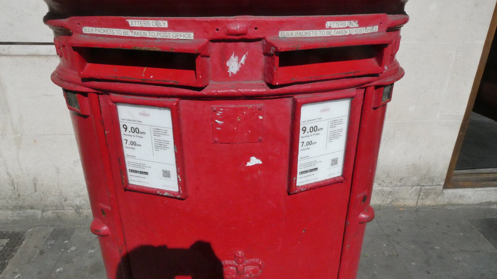 Woolwich New Road, Greater London photo 4