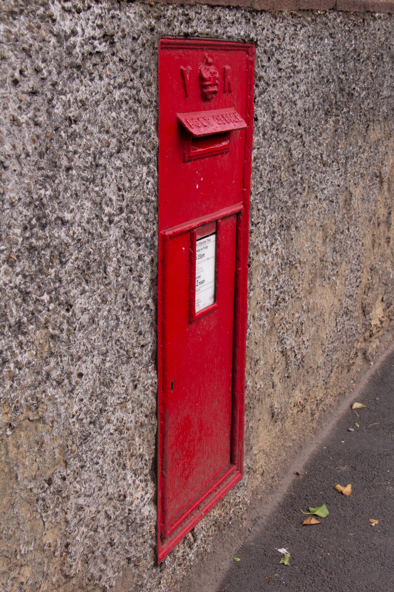 Woodcote Grove Road, Greater London photo 2