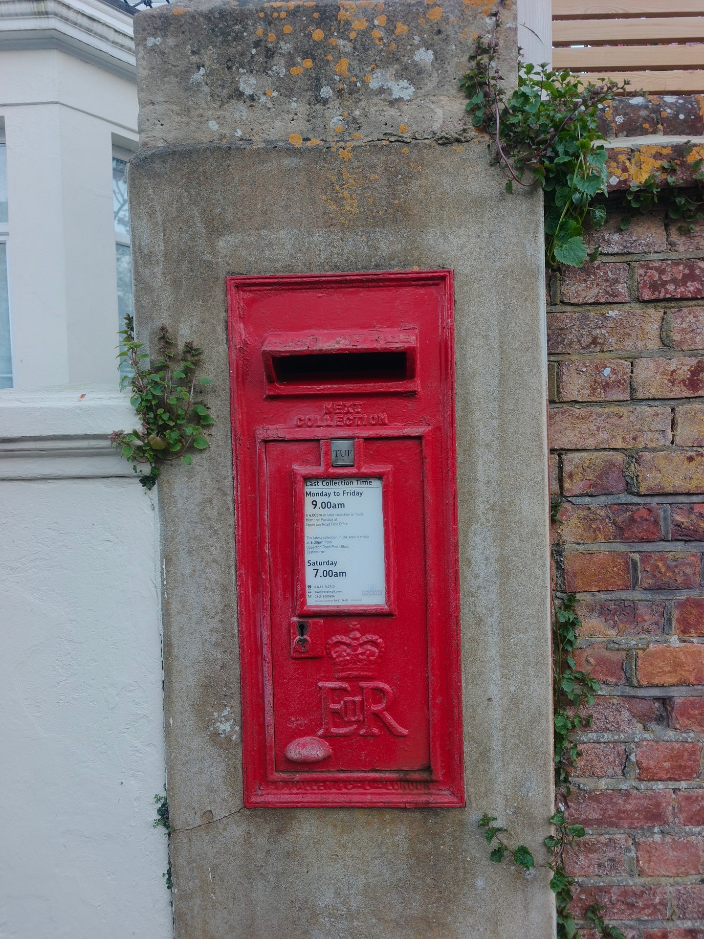 Enys Road, Upperton, Queen Elizabeth II