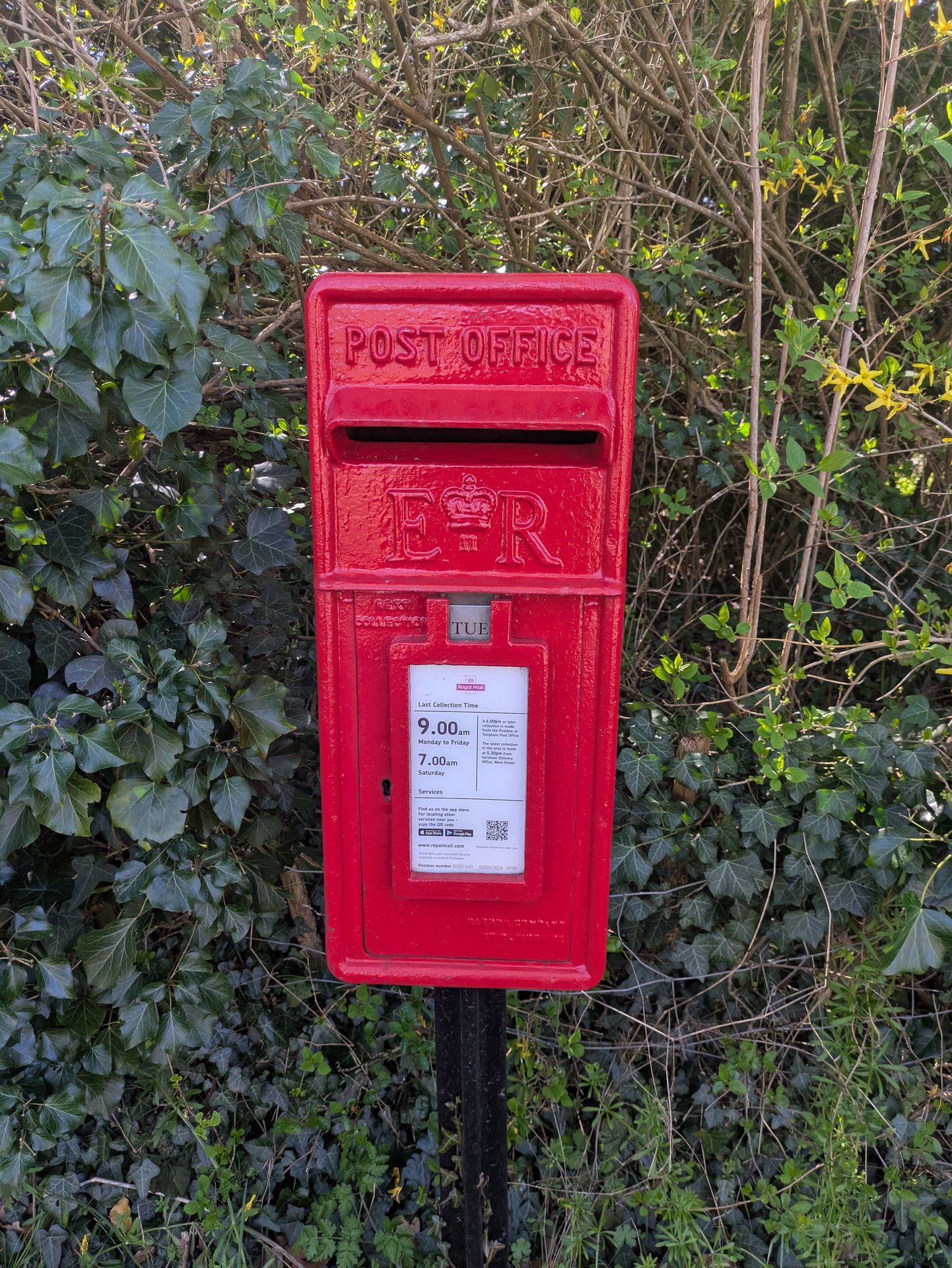 Seale Lane, Seale, Queen Elizabeth II