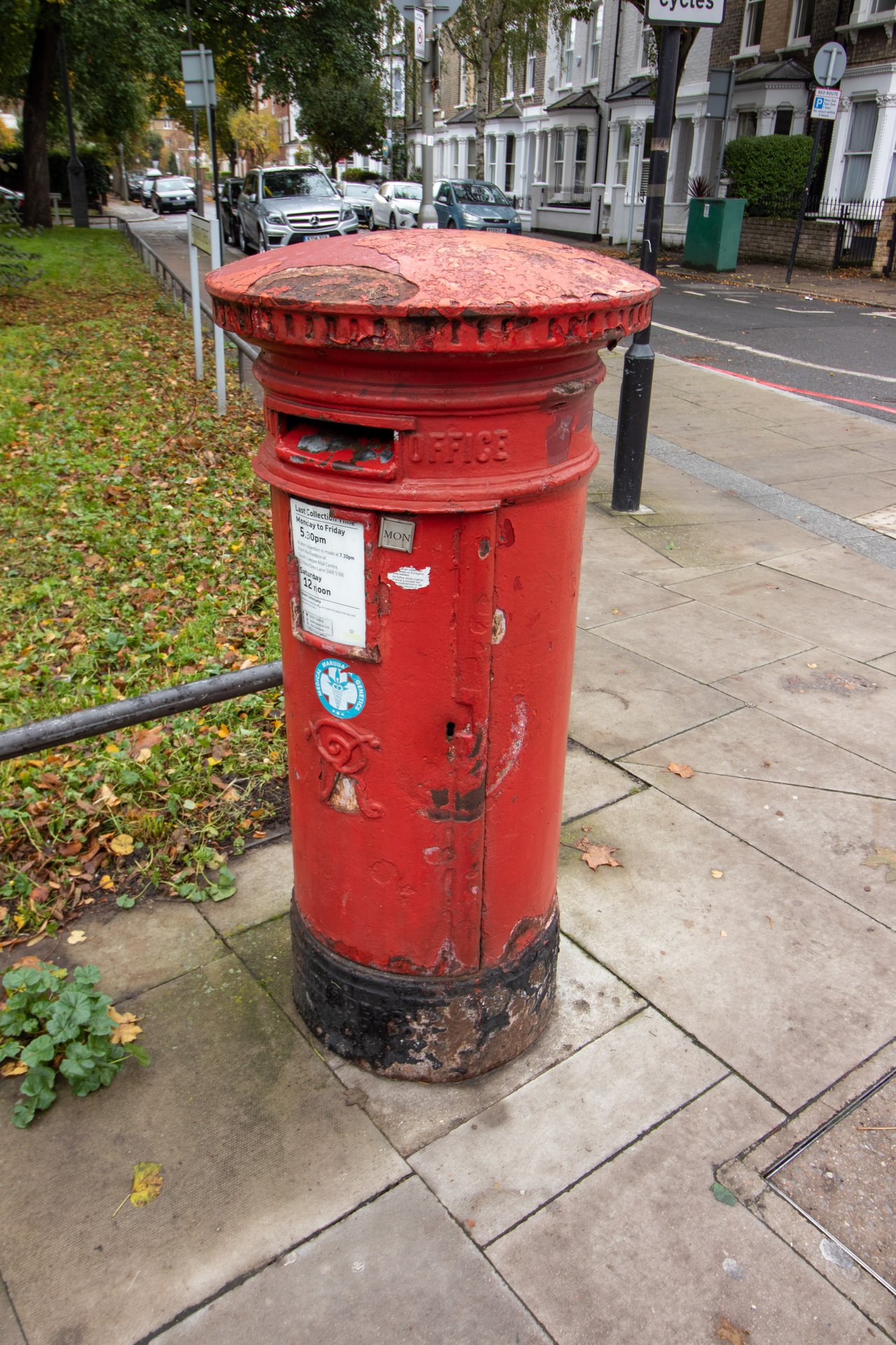 Battersea Bridge Road, Greater London photo 2