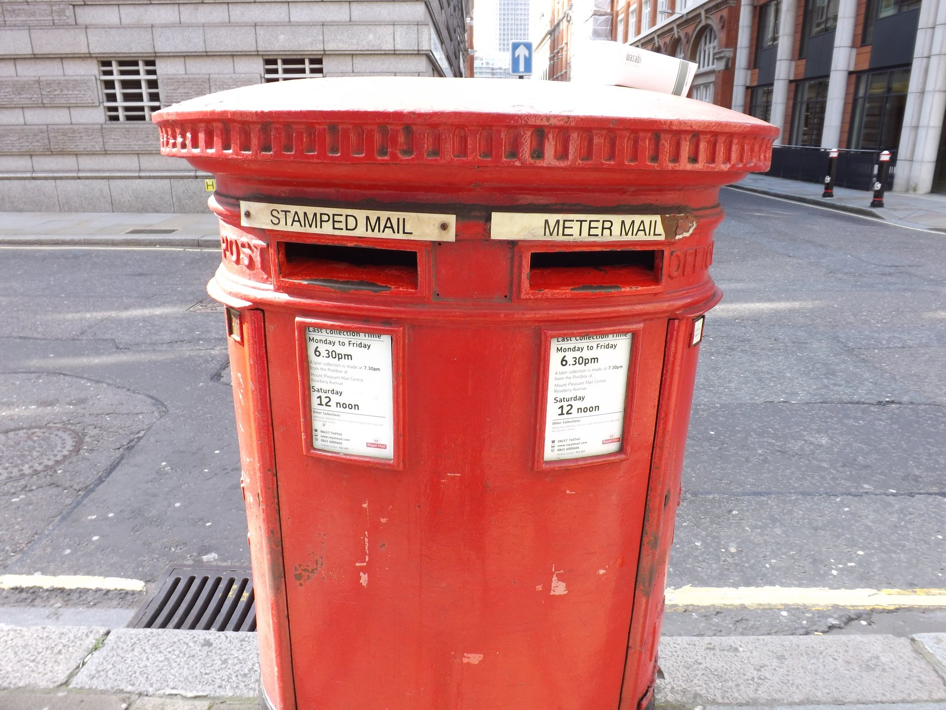 Tudor Street, City of London photo 3