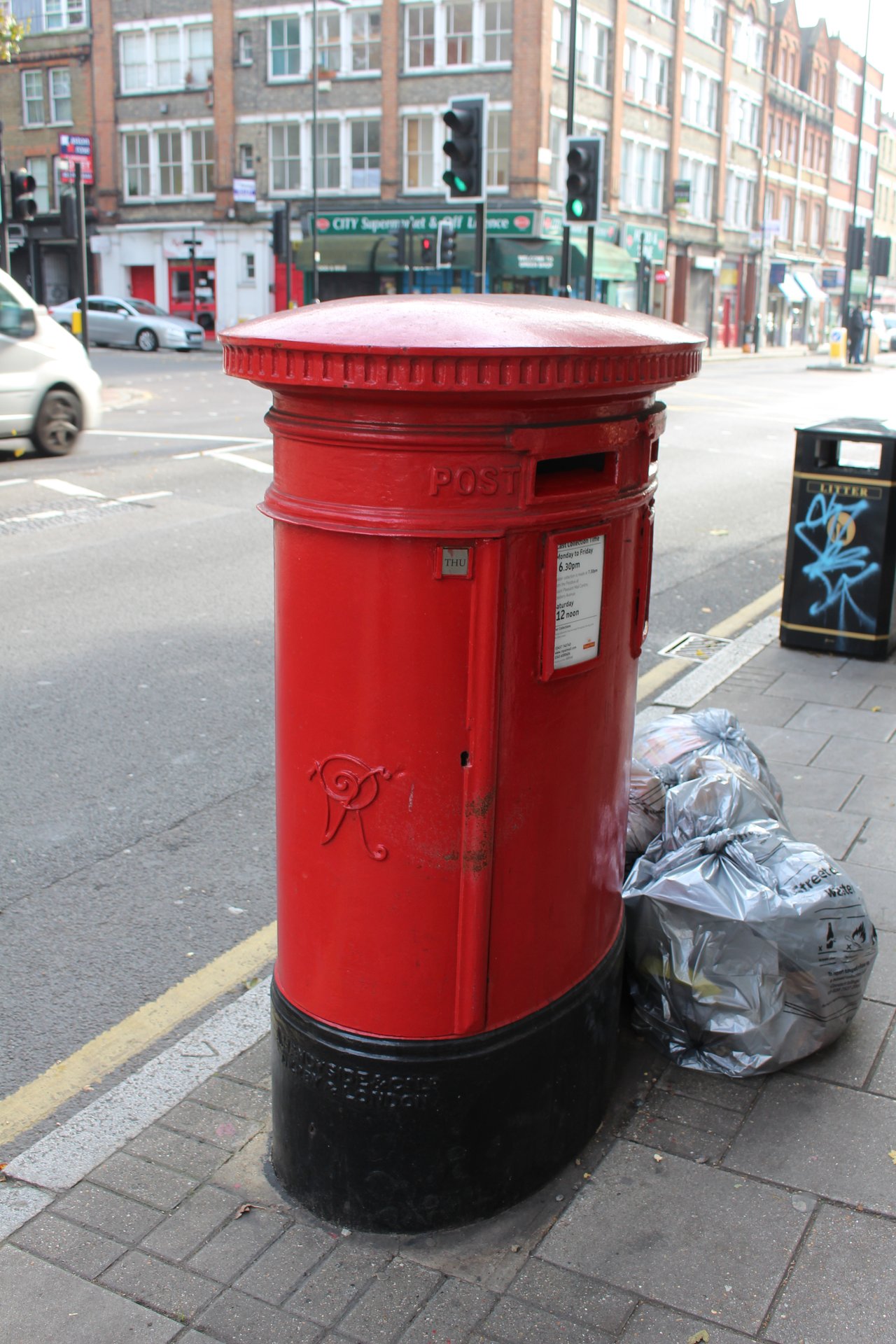 Goswell Road, Islington photo 8