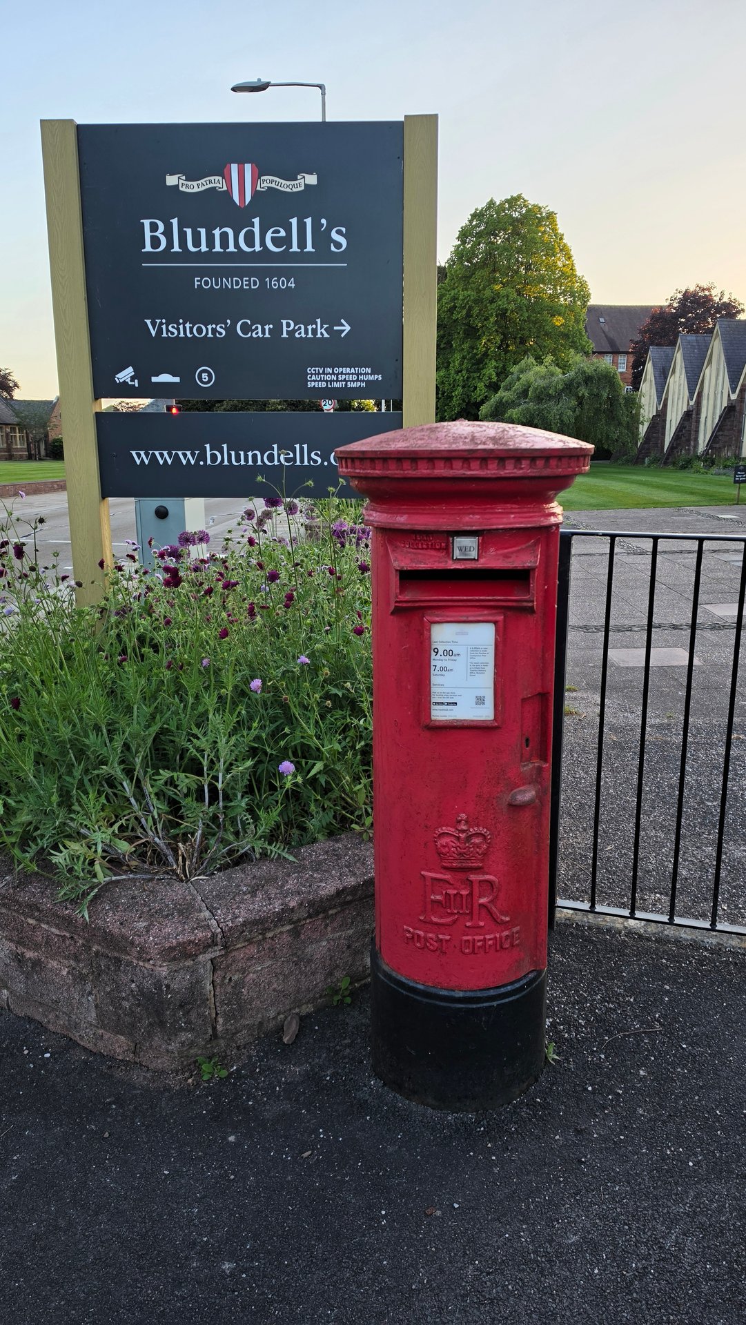Blundells Road, Chettiscombe photo 2