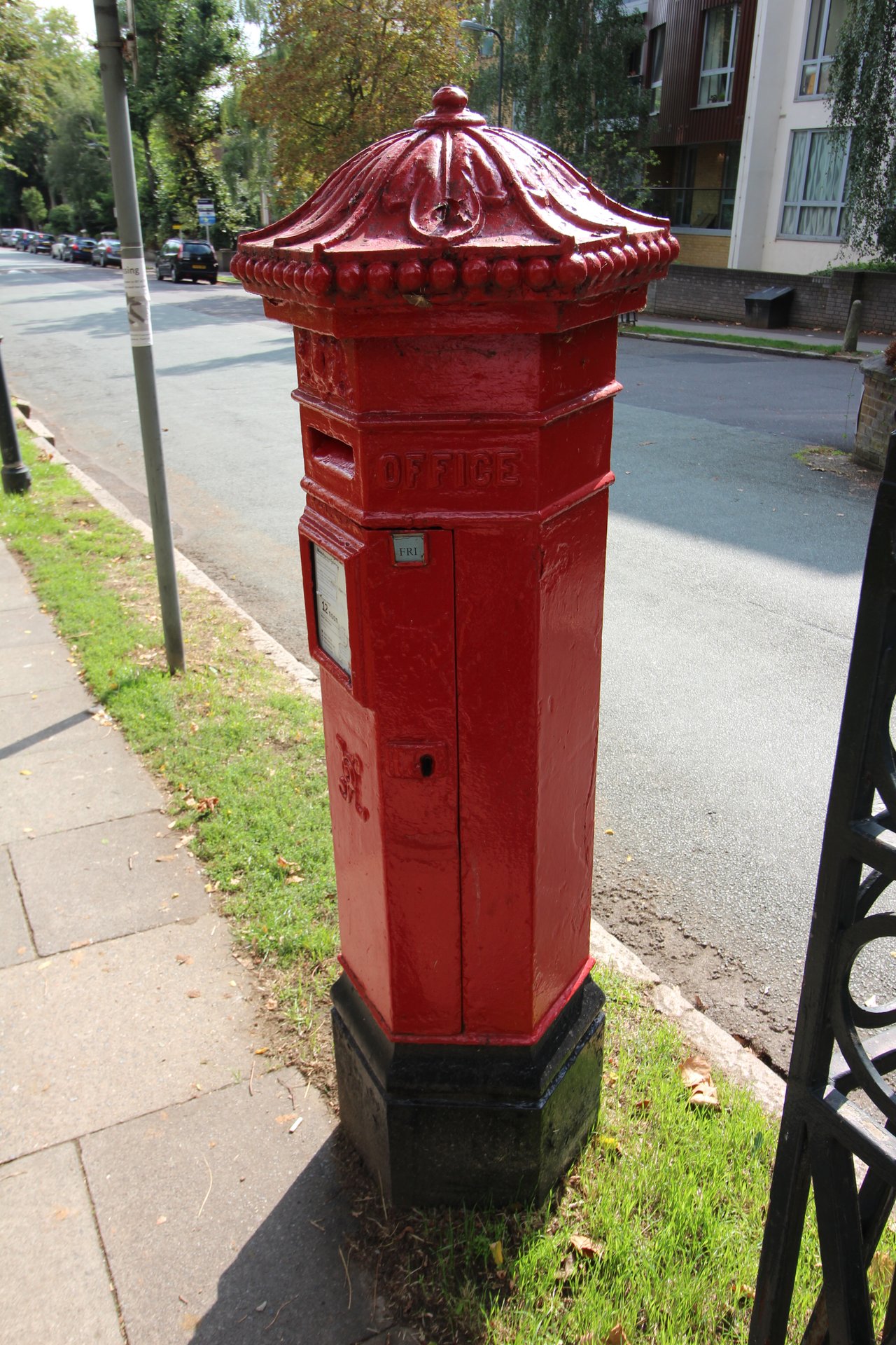Aberdeen Park, Greater London photo 2