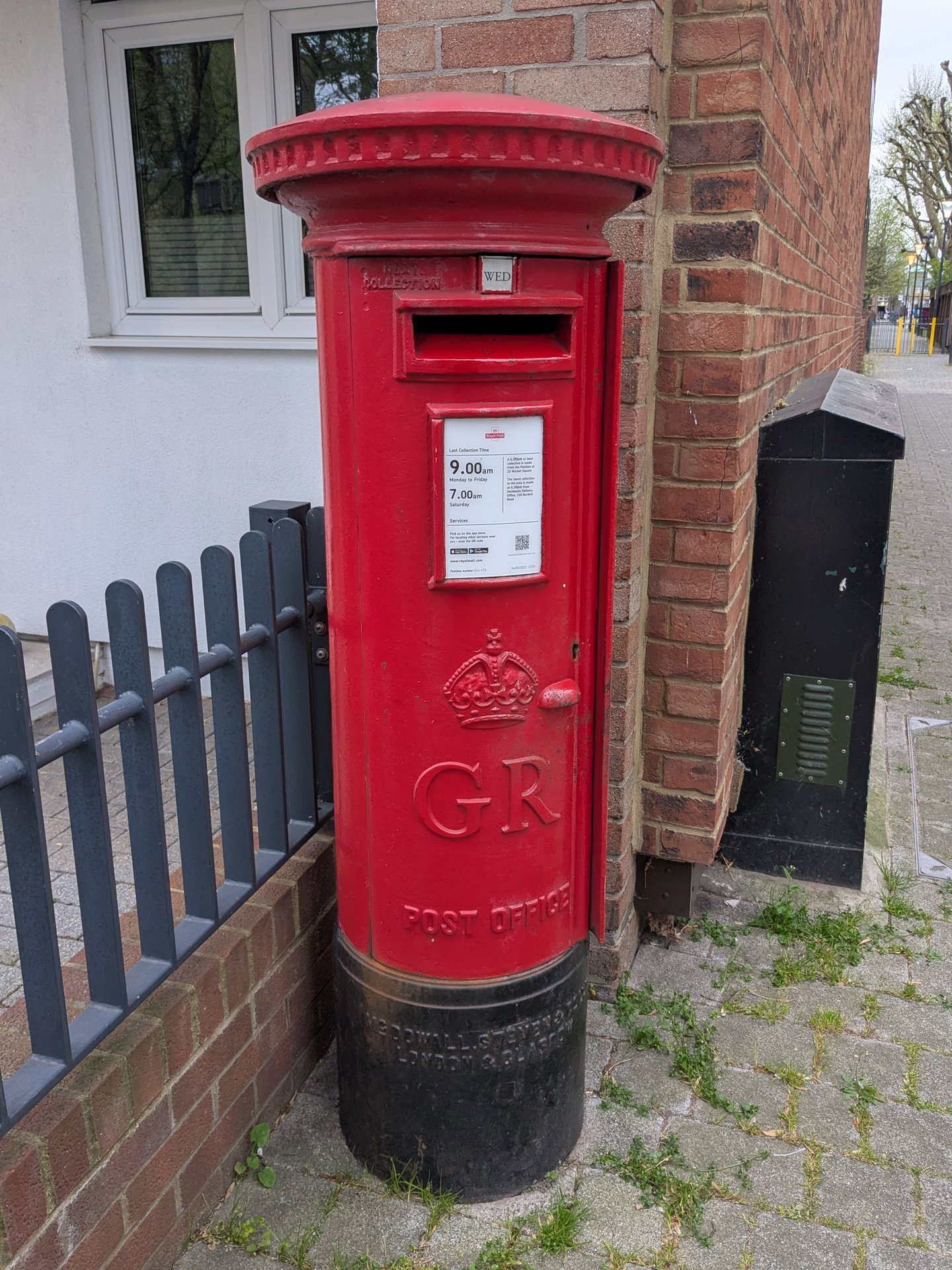 Tayburn Close, Poplar photo 3